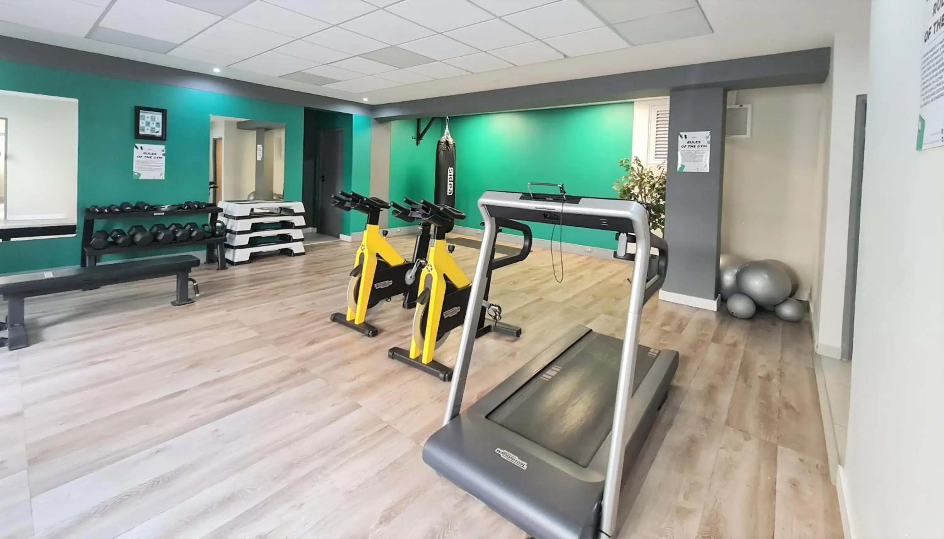 Fitness centre/facilities in MINT Hotel 84 on Katherine Fitness centre/facilities in MINT Hotel 84 on Katherine