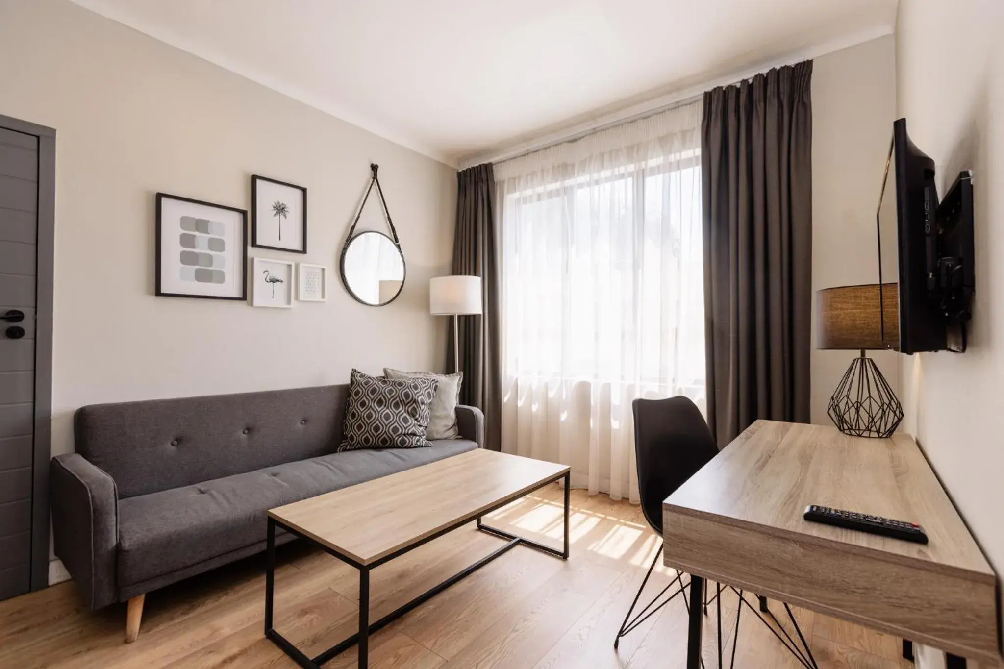 Living room in MINT Hotel 84 on Katherine Living room in MINT Hotel 84 on Katherine