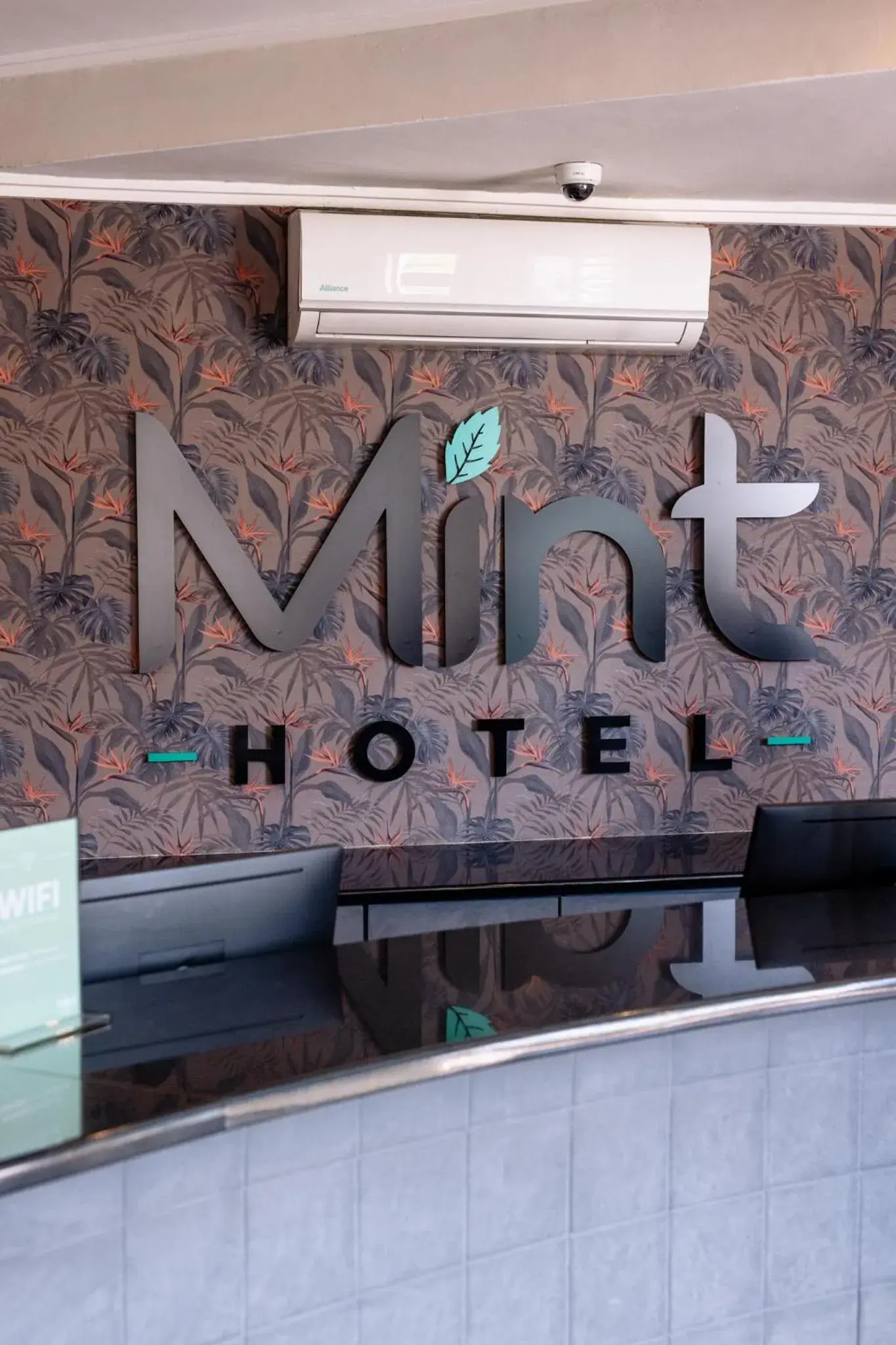 Facade/entrance in MINT Hotel 84 on Katherine Facade/entrance in MINT Hotel 84 on Katherine