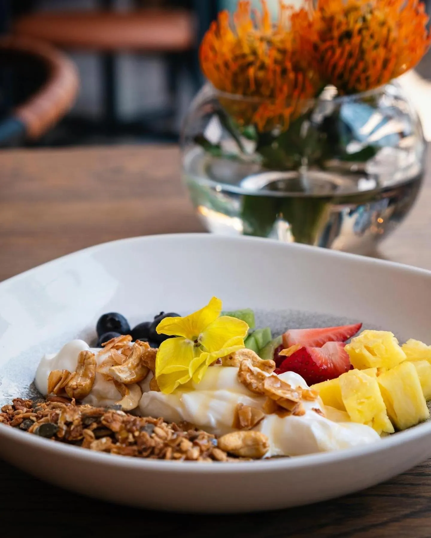 Restaurant/places to eat in MINT Hotel 84 on Katherine