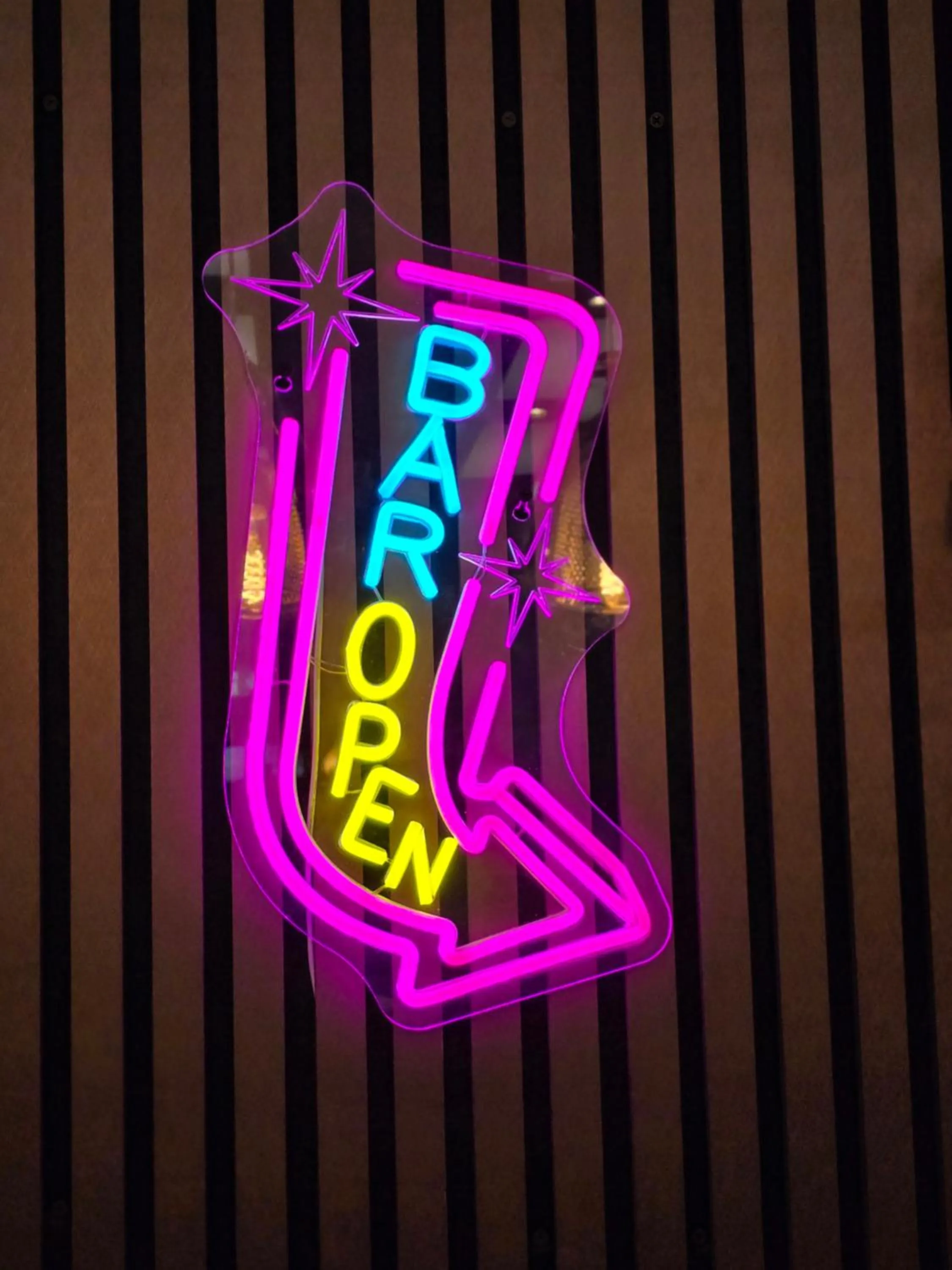 Lounge or bar in Ramada by Wyndham Frankfurt Central Station