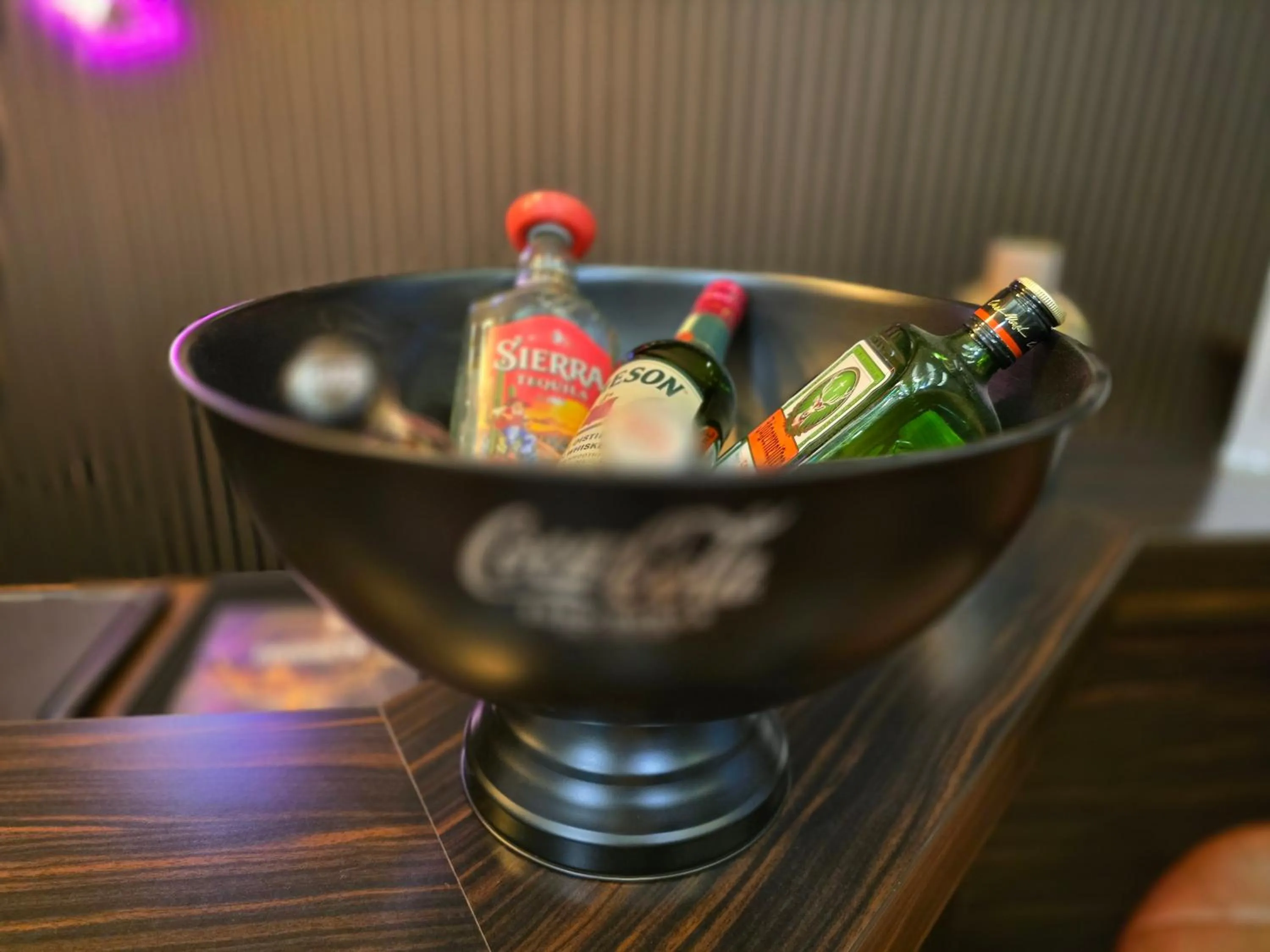 Lounge or bar in Ramada by Wyndham Frankfurt Central Station