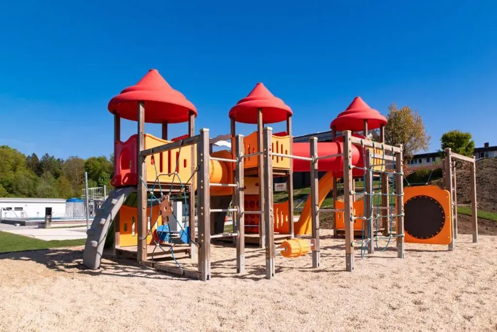 Swimming pool in Michel Hotel Waldkirchen am Badepark Swimming pool in Michel Hotel Waldkirchen am Badepark