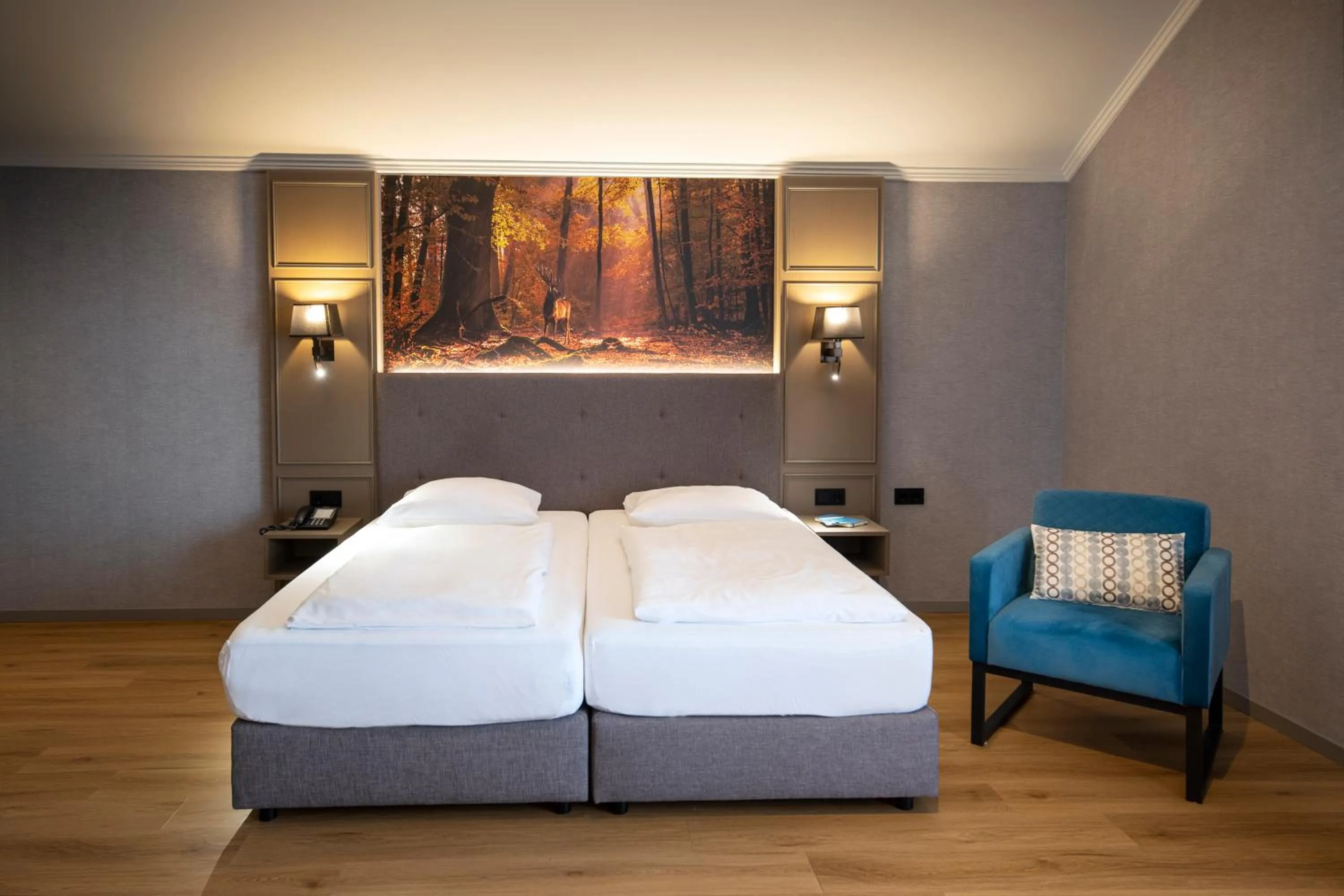 Photo of the whole room, Bed in Roomingtons City Waldkirchen