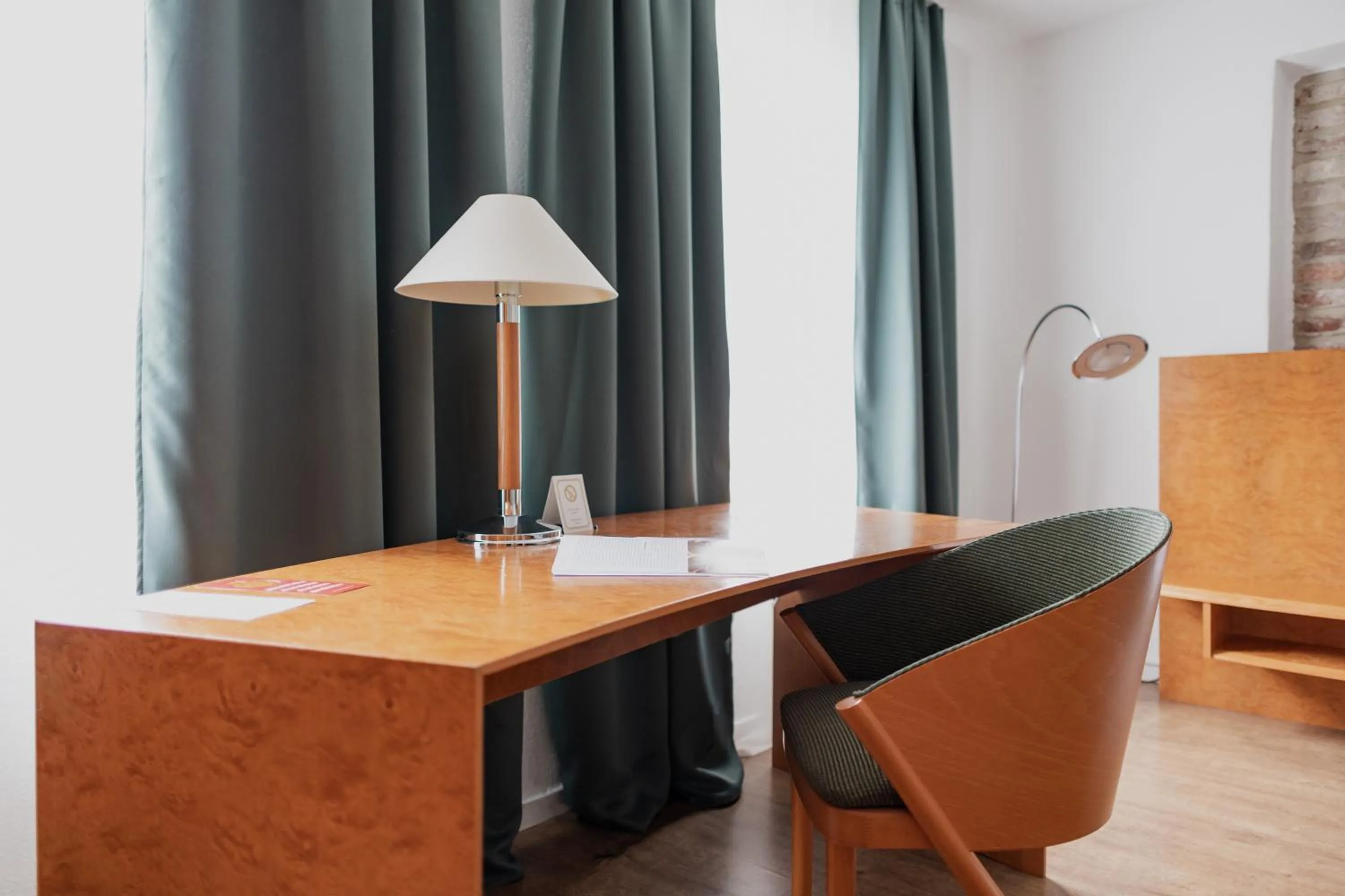 Photo of the whole room in Hotel Cristallo