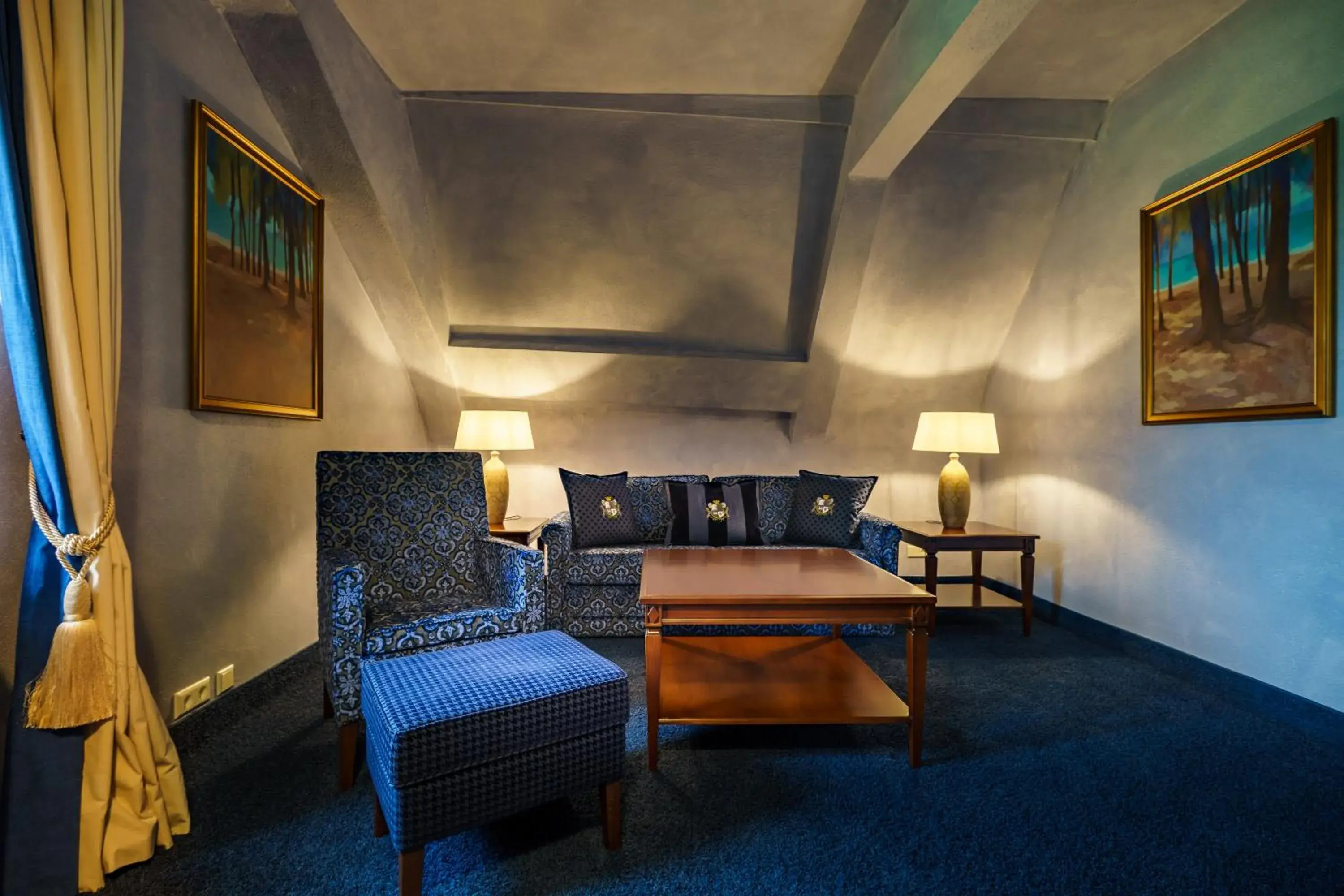 Living room in Schlosshotel Weyberhöfe Living room in Schlosshotel Weyberhöfe