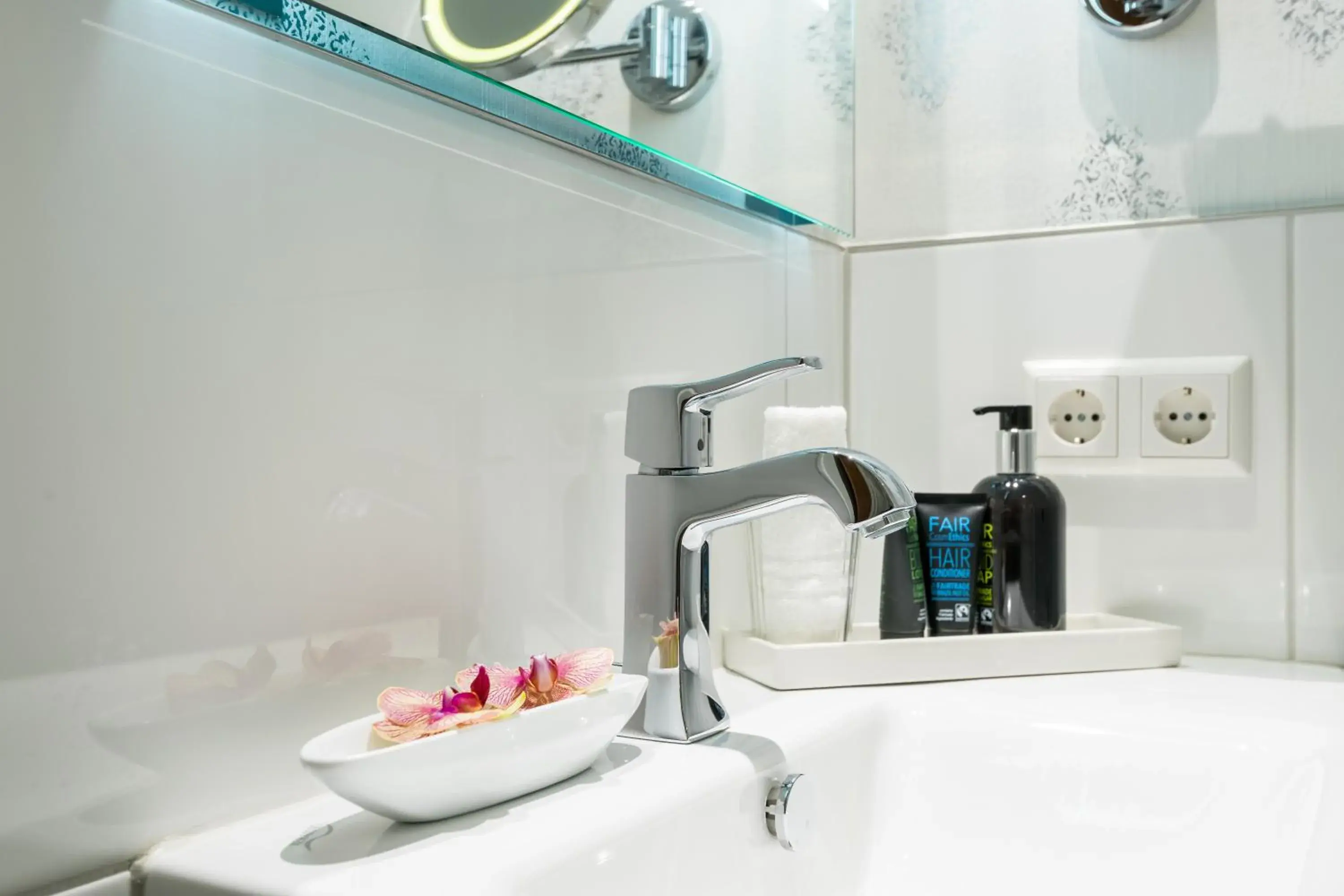 Business Room in Schlosshotel Weyberhöfe Business Room in Schlosshotel Weyberhöfe