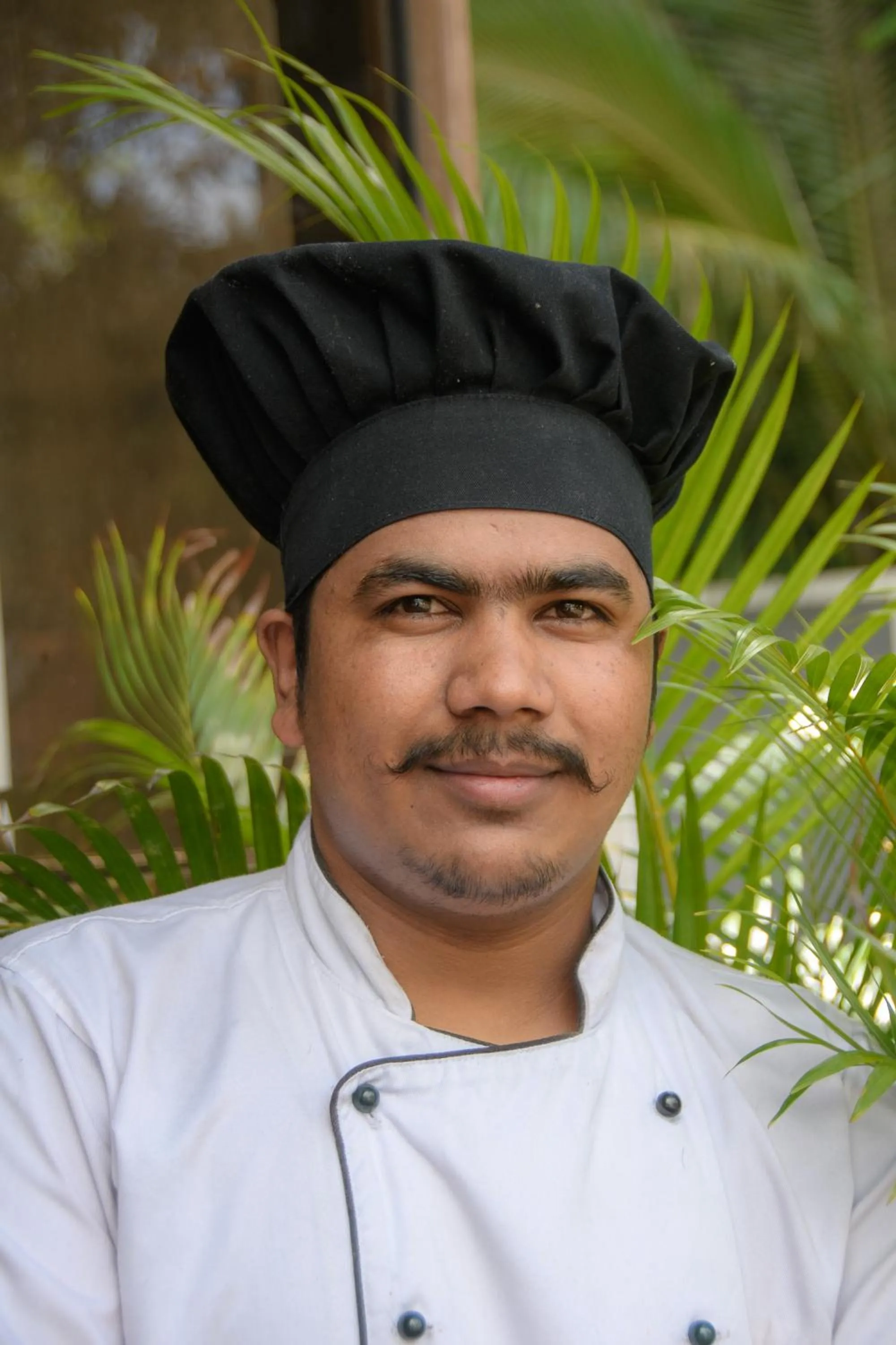 Restaurant/places to eat in Oceanic Villa