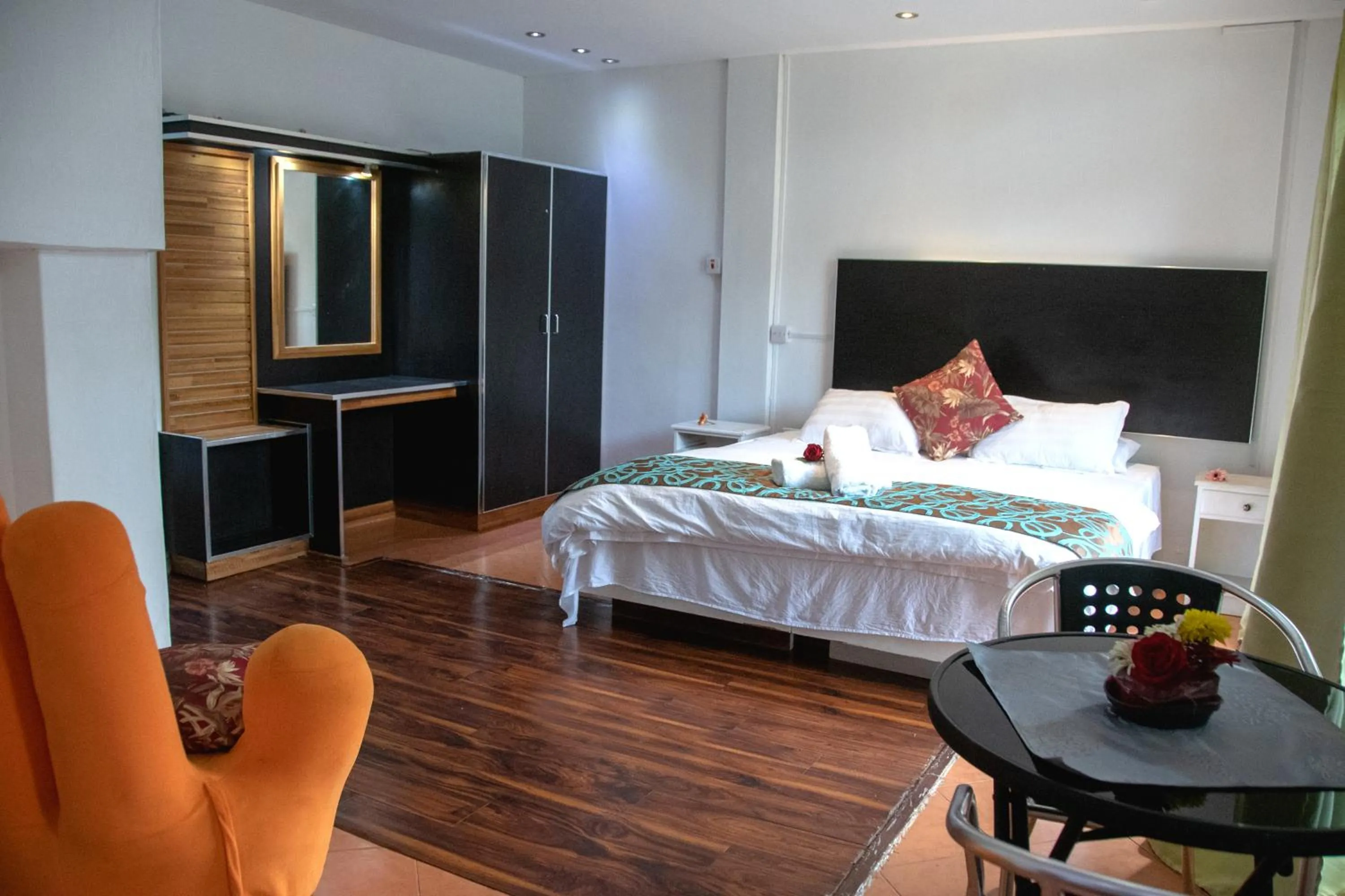 Bed in Oceanic Villa