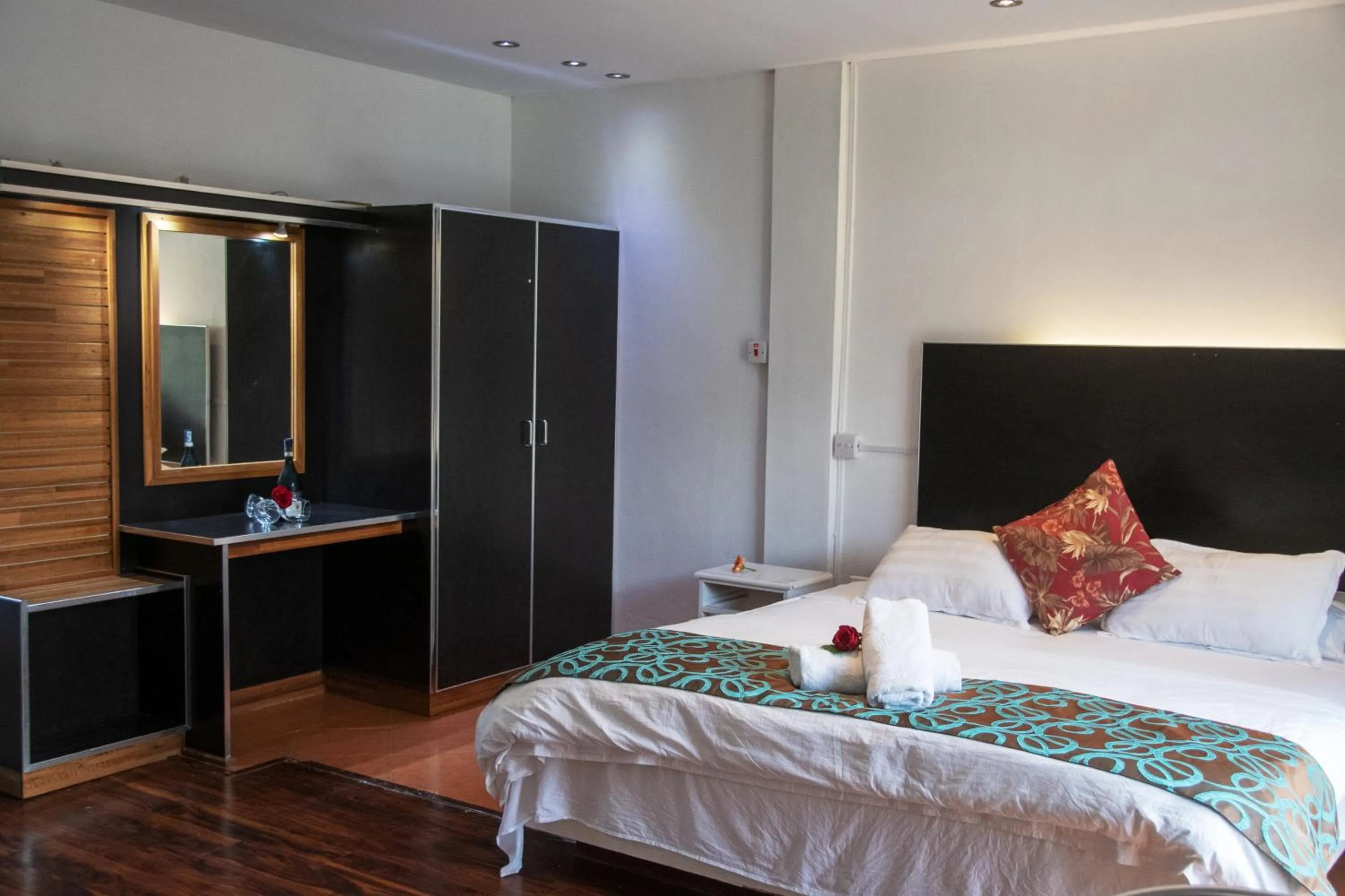 Bed in Oceanic Villa