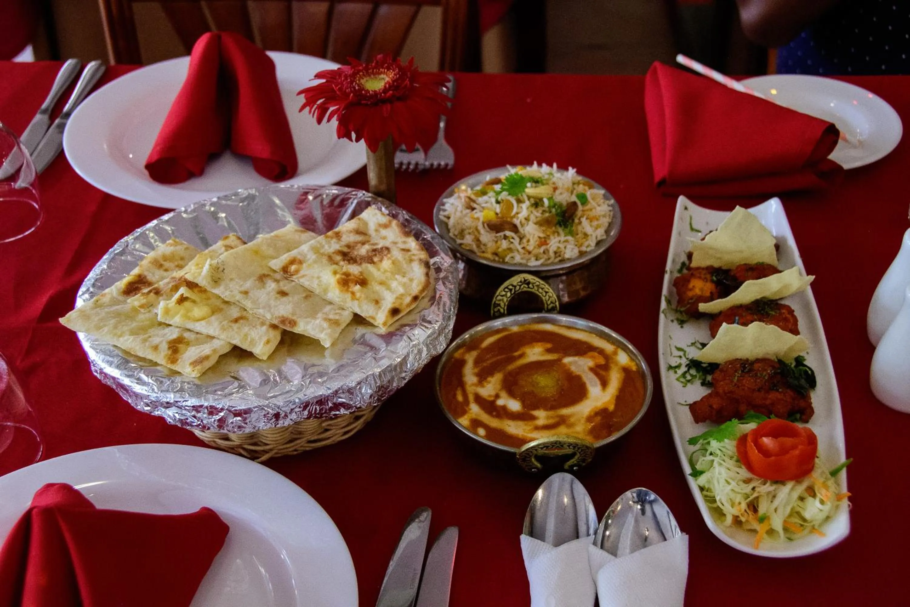 Restaurant/places to eat in Oceanic Villa