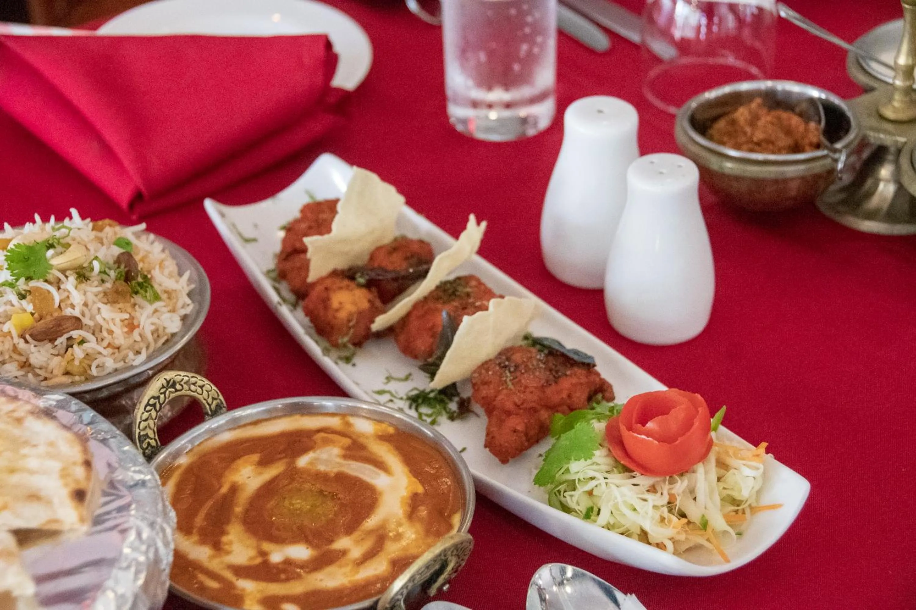 Restaurant/places to eat in Oceanic Villa