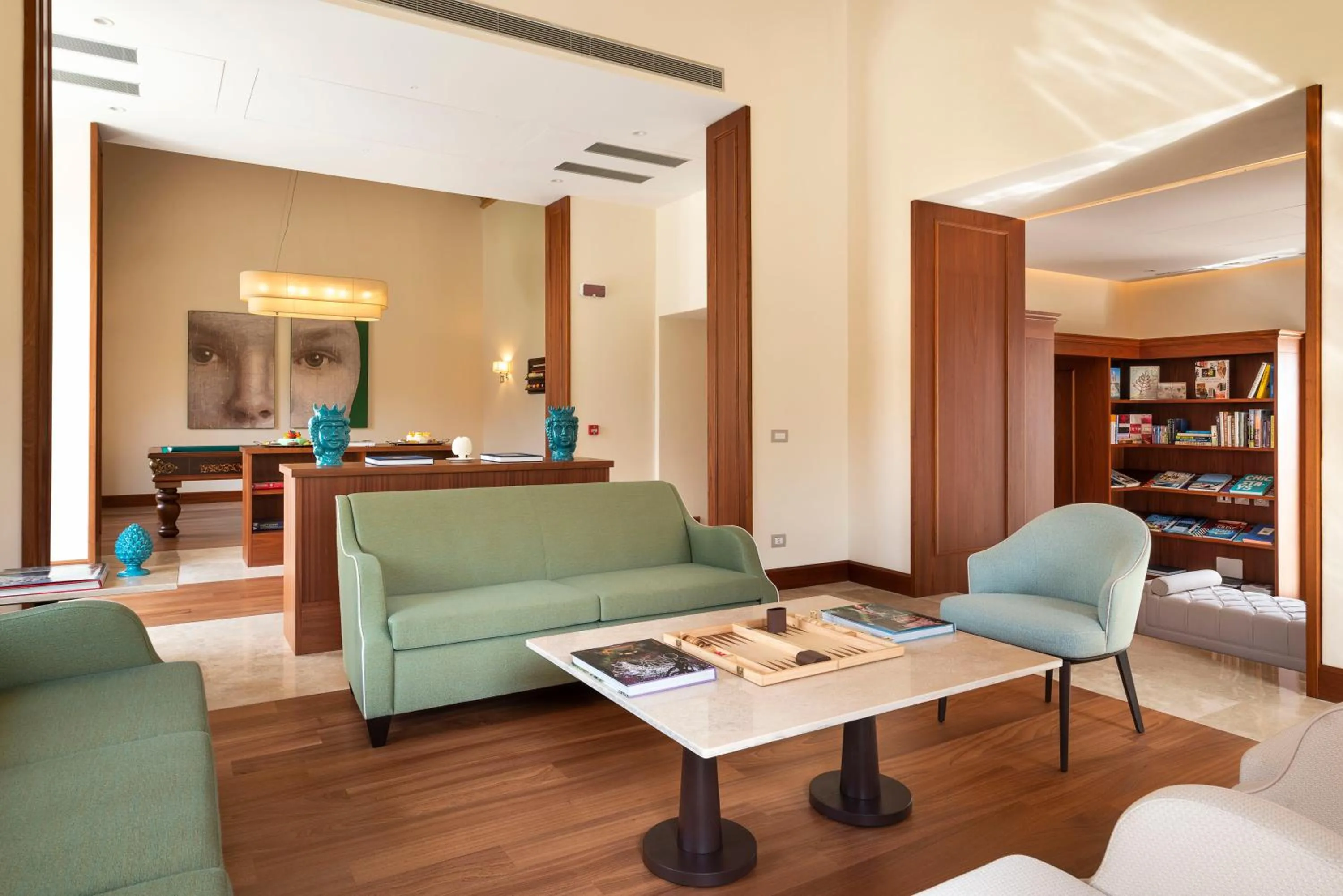 Communal lounge/ TV room in Il San Corrado di Noto