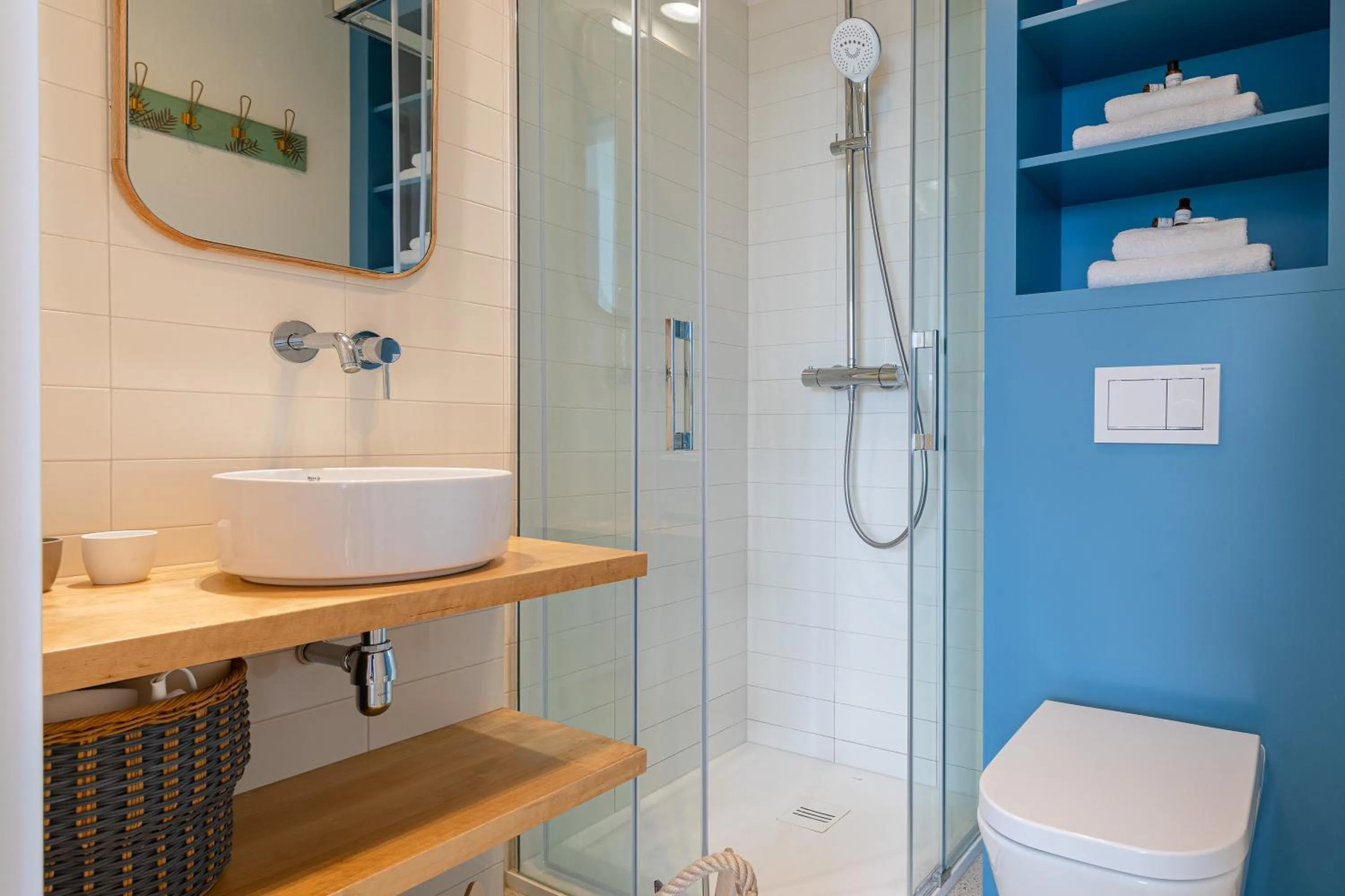 Shower in Apartamenty Your Seaside