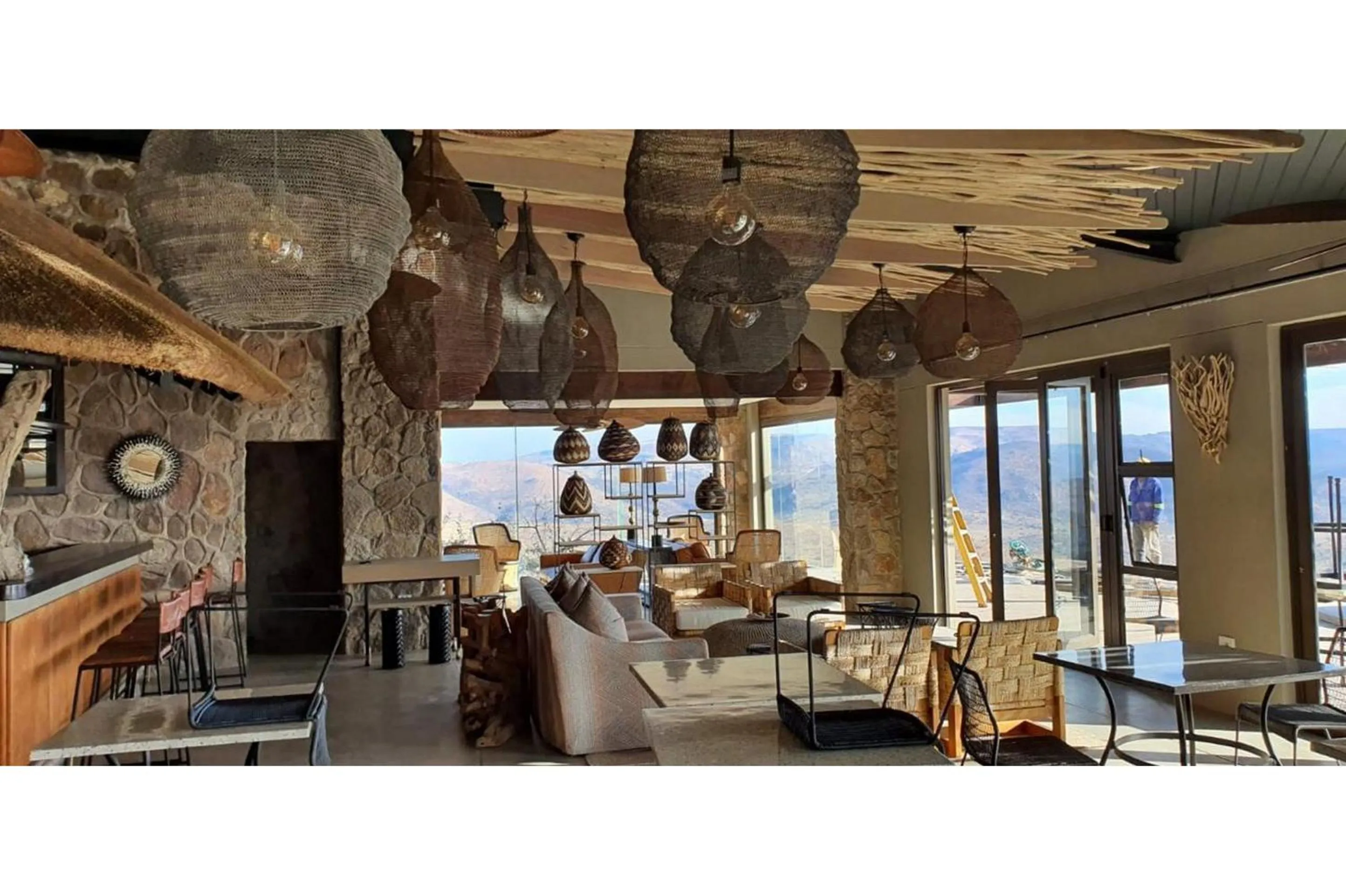 Restaurant/places to eat in Zulu Rock Lodge - Babanango Game Reserve
