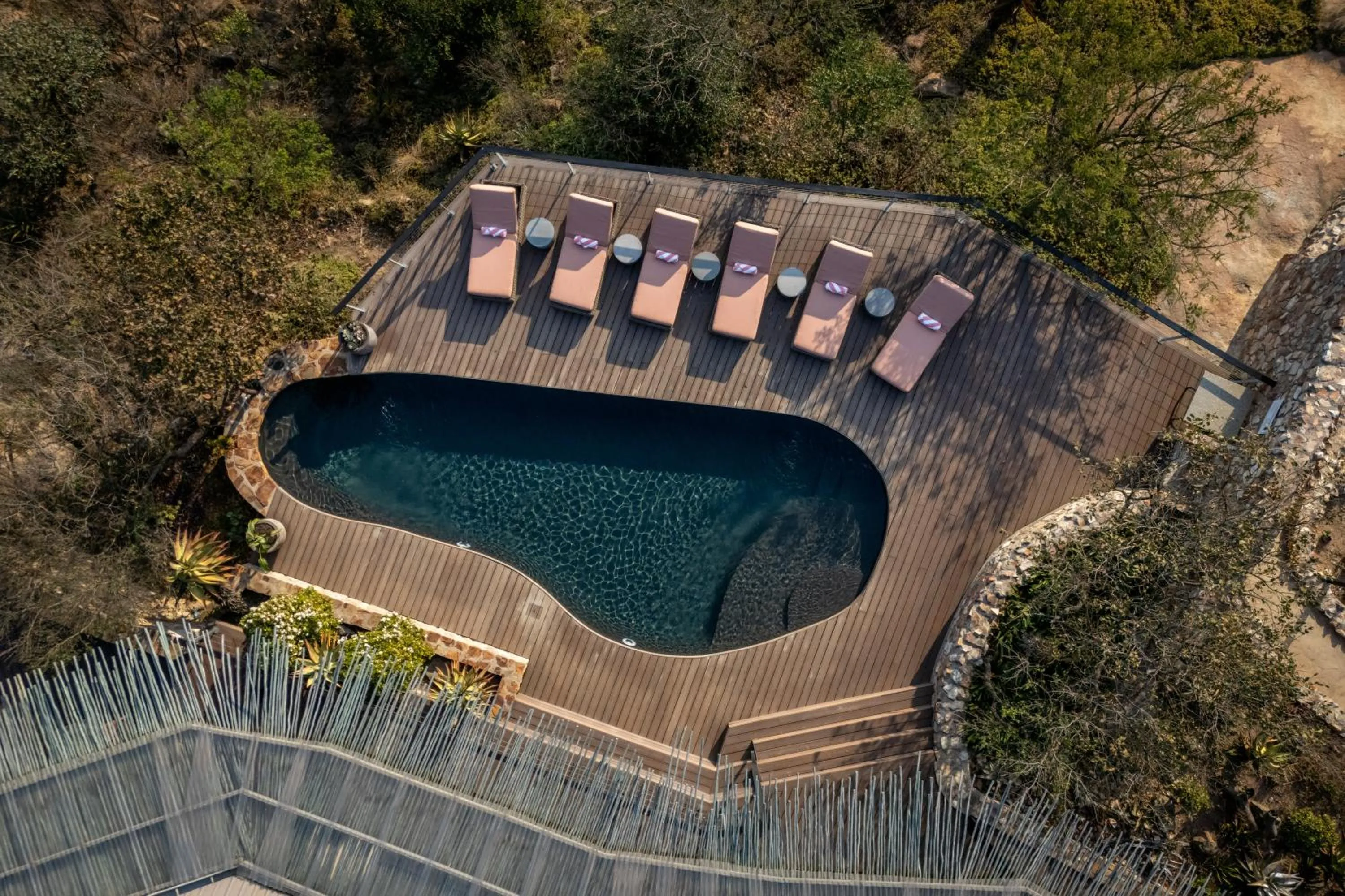 Swimming pool in Zulu Rock Lodge - Babanango Game Reserve