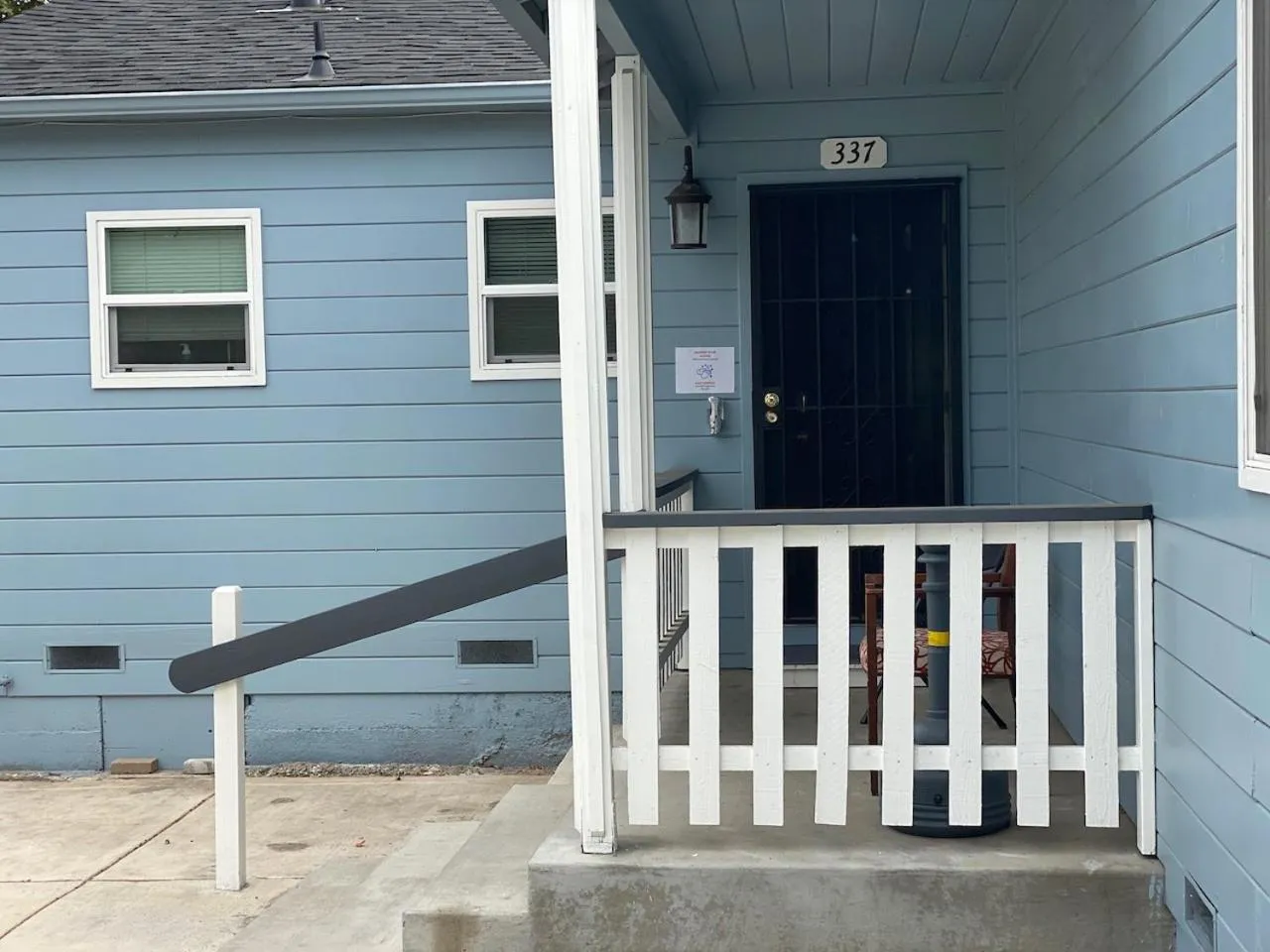 Property building in WHOLE Family - Barrette