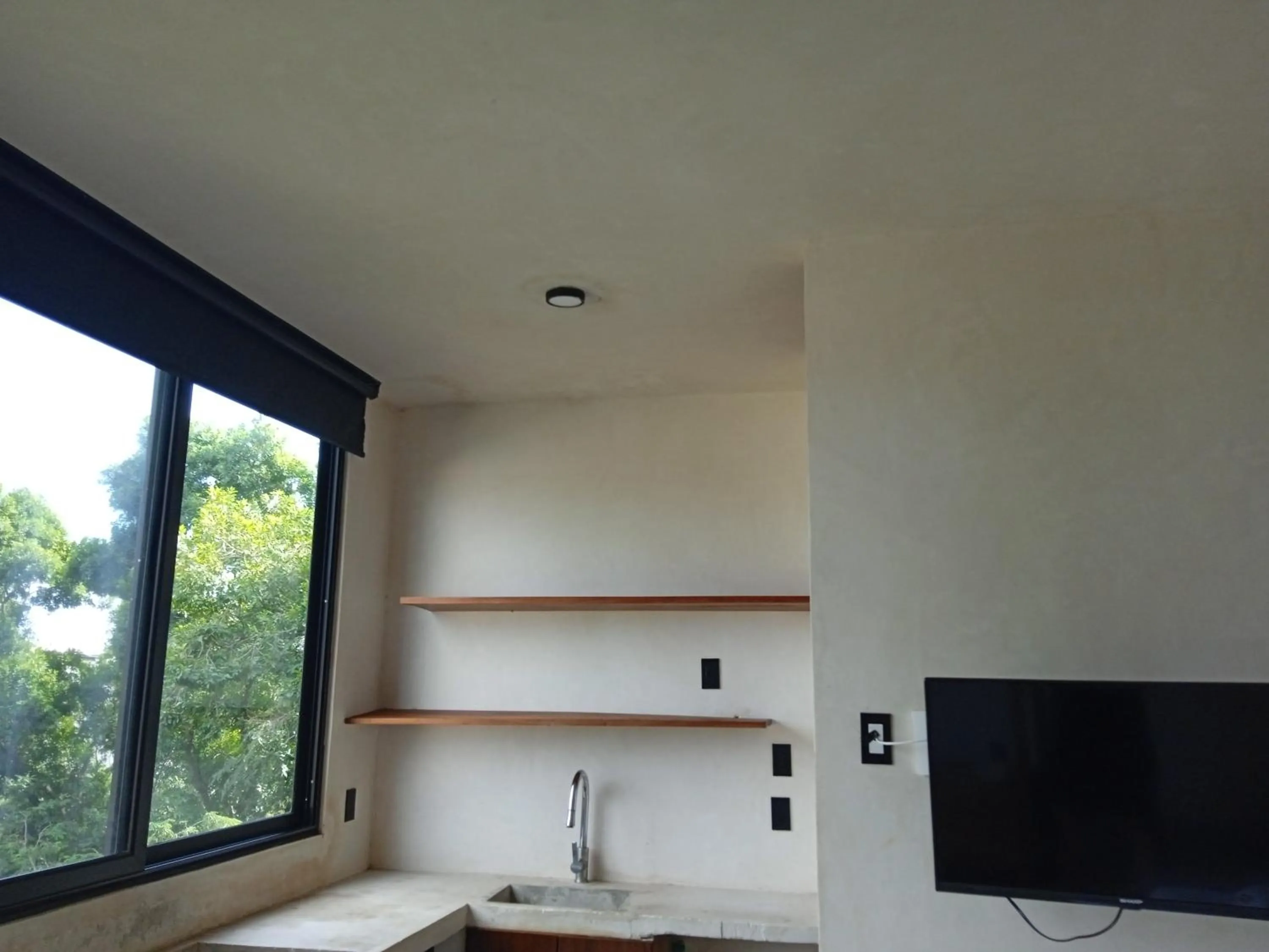 TV and multimedia in Nuee Hotel & Beach Club