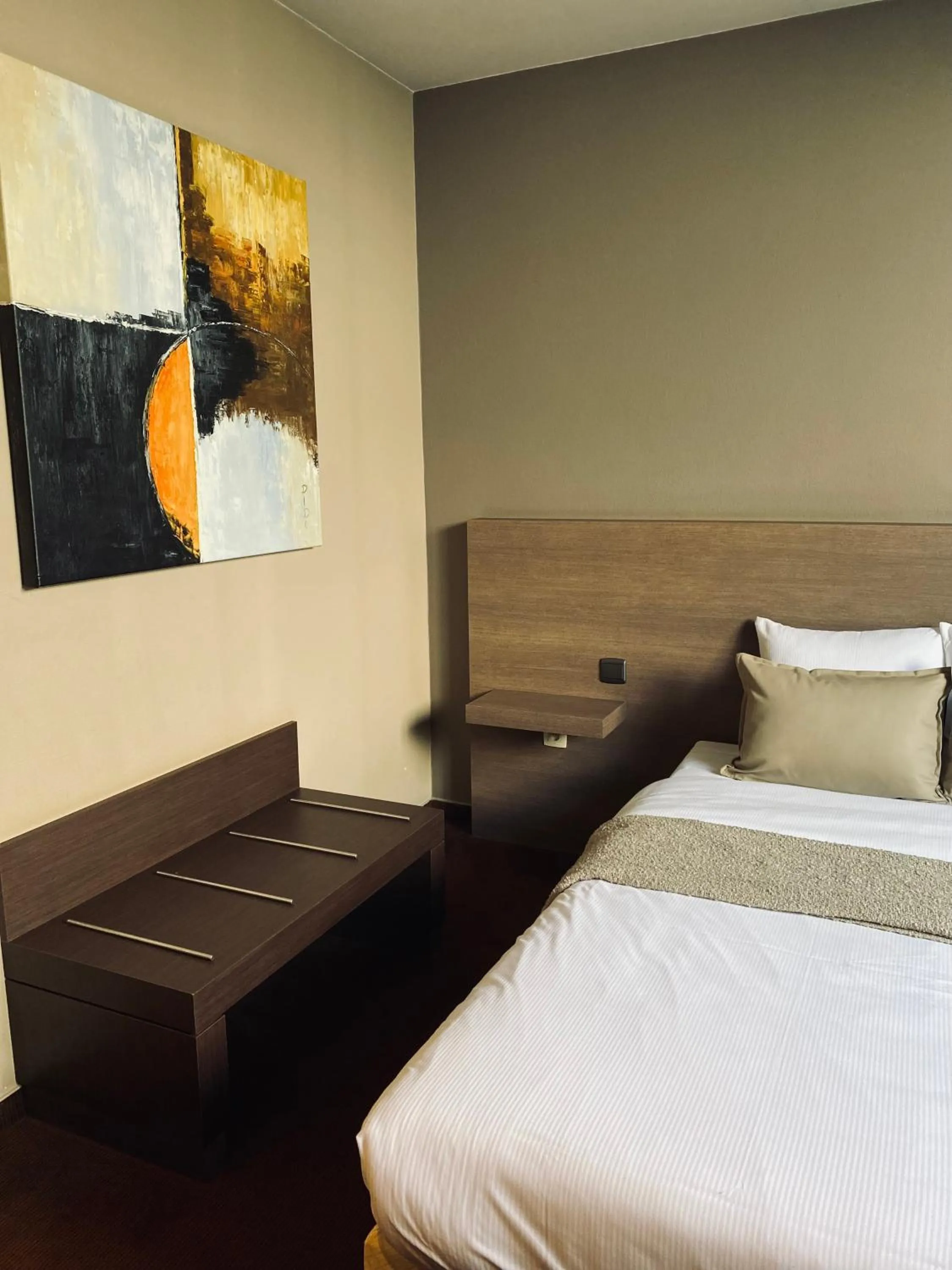 Decorative detail, Bed in HOTEL BORNEM