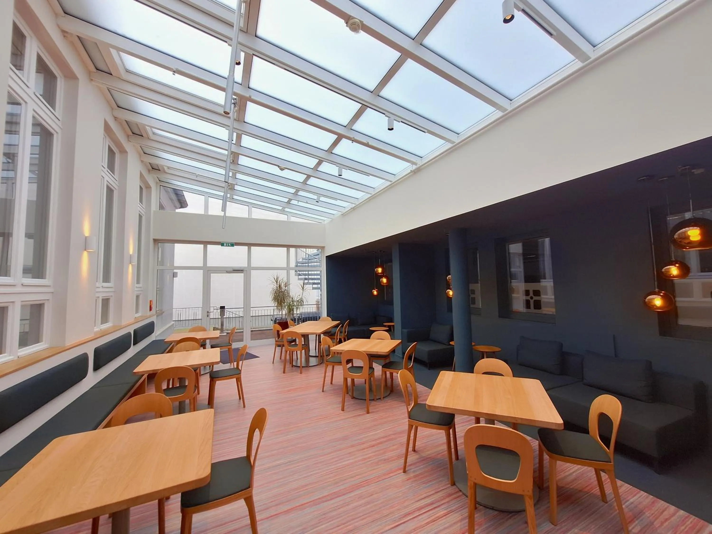 Lobby or reception in Dietrich-Bonhoeffer-Hotel Berlin Mitte