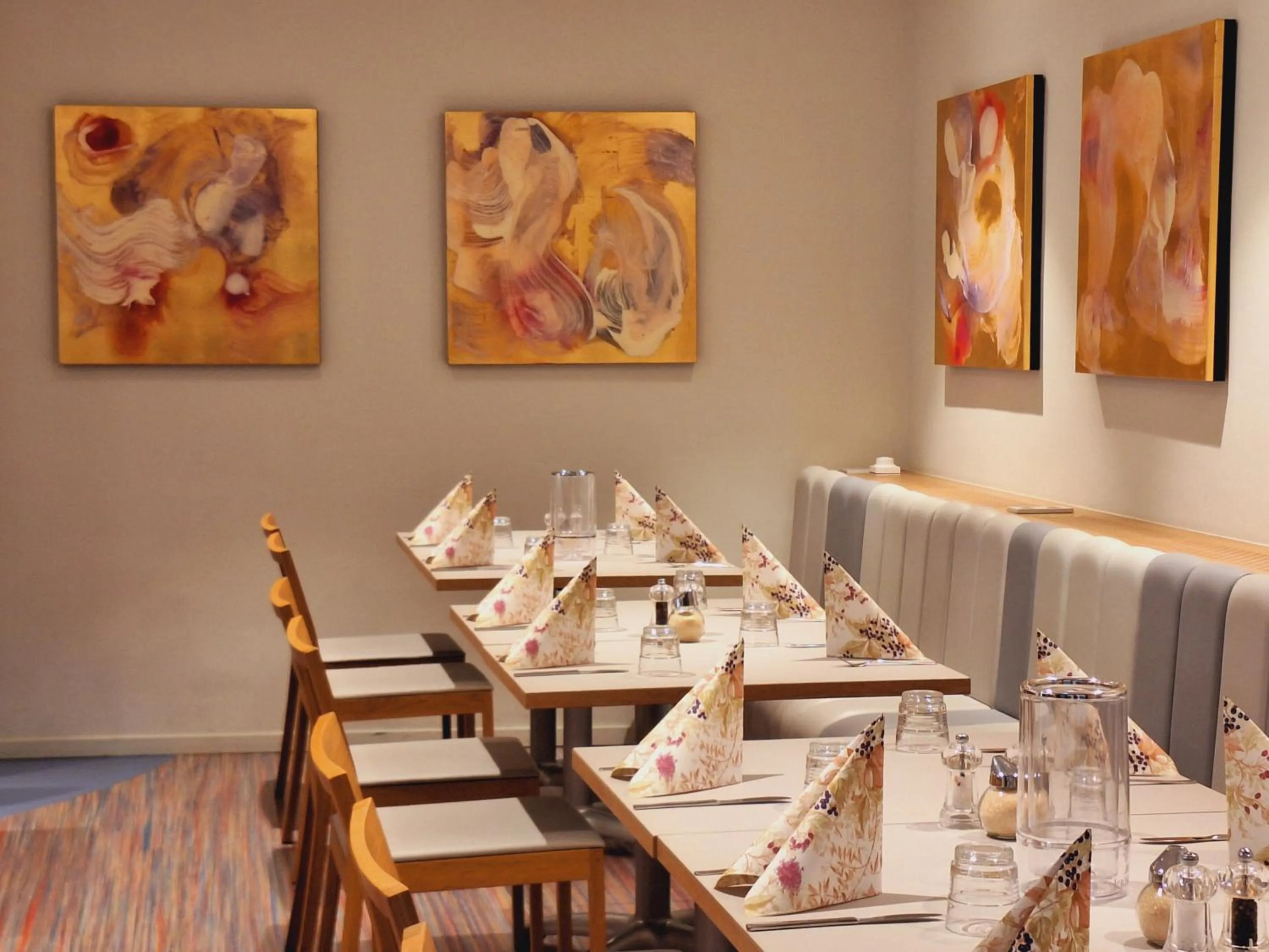 Restaurant/places to eat in Dietrich-Bonhoeffer-Hotel Berlin Mitte