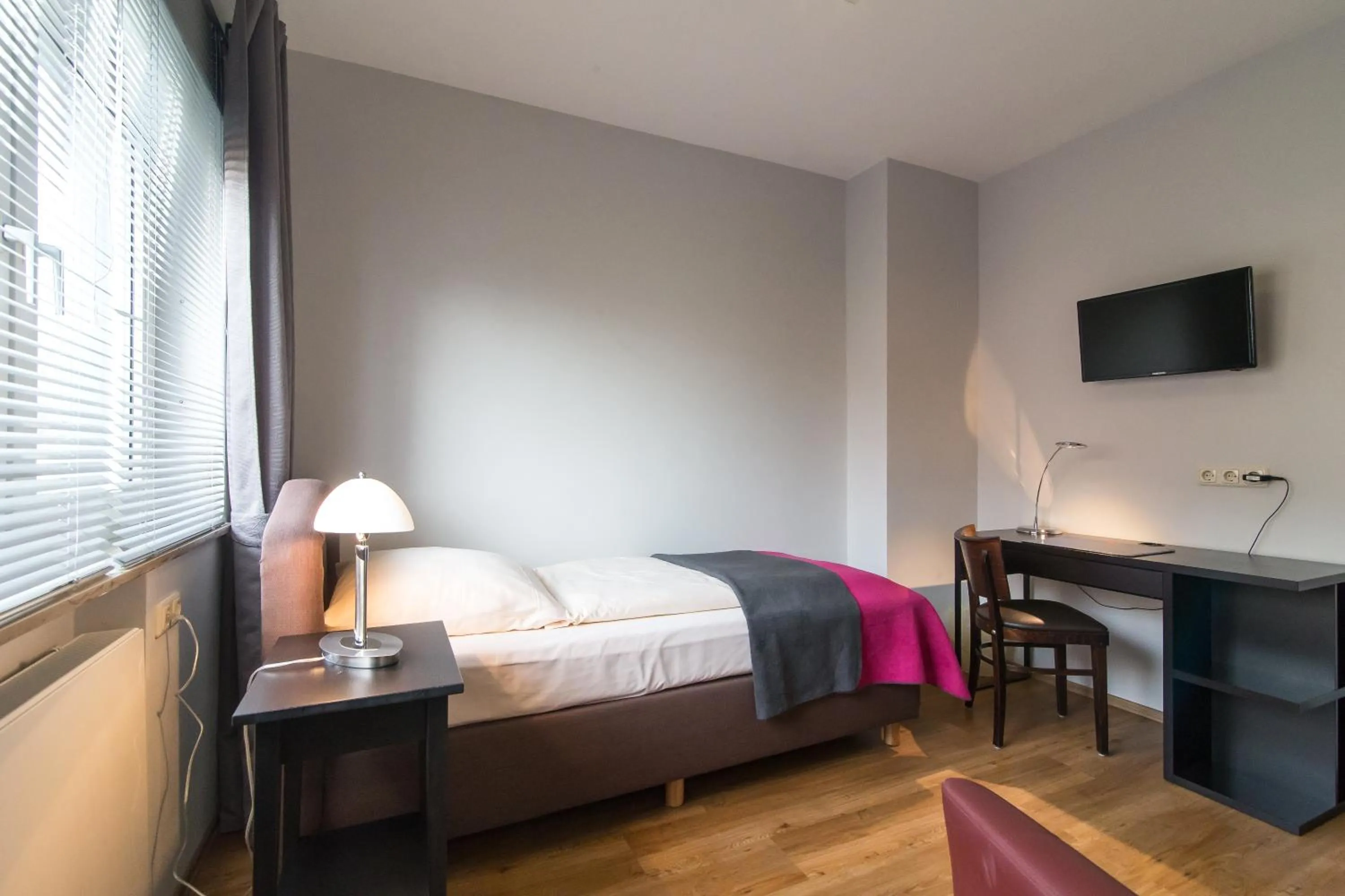 Decorative detail, Bed in Hotel Klein Frankfurt