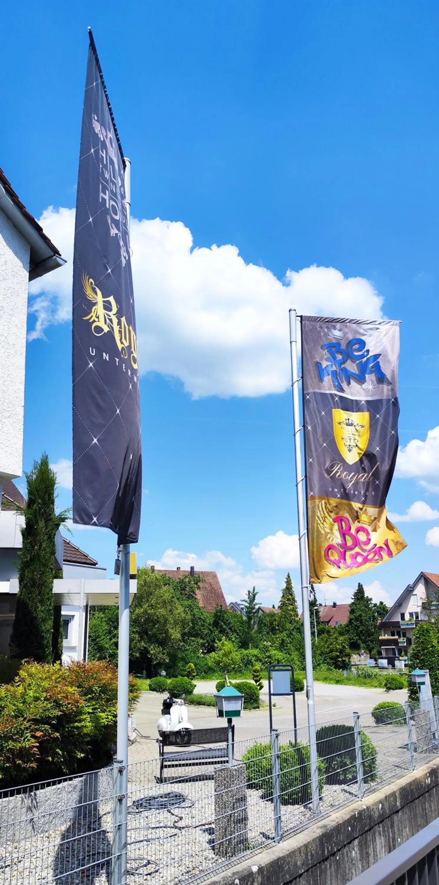 Property building in Hotel Hellers Twenty Four II -24h-Check-In-