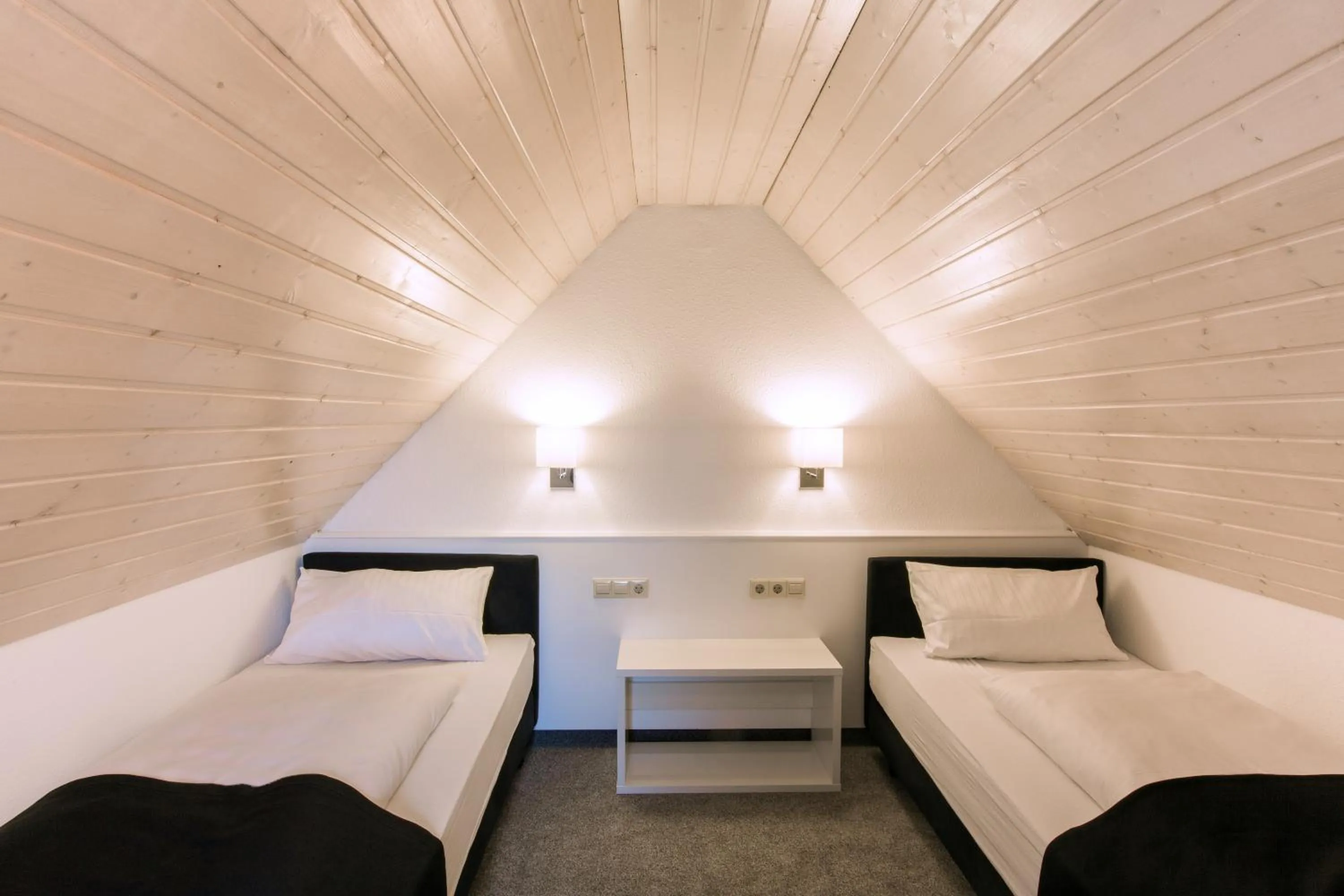 Bed in Hotel Hellers Twenty Four II -24h-Check-In-