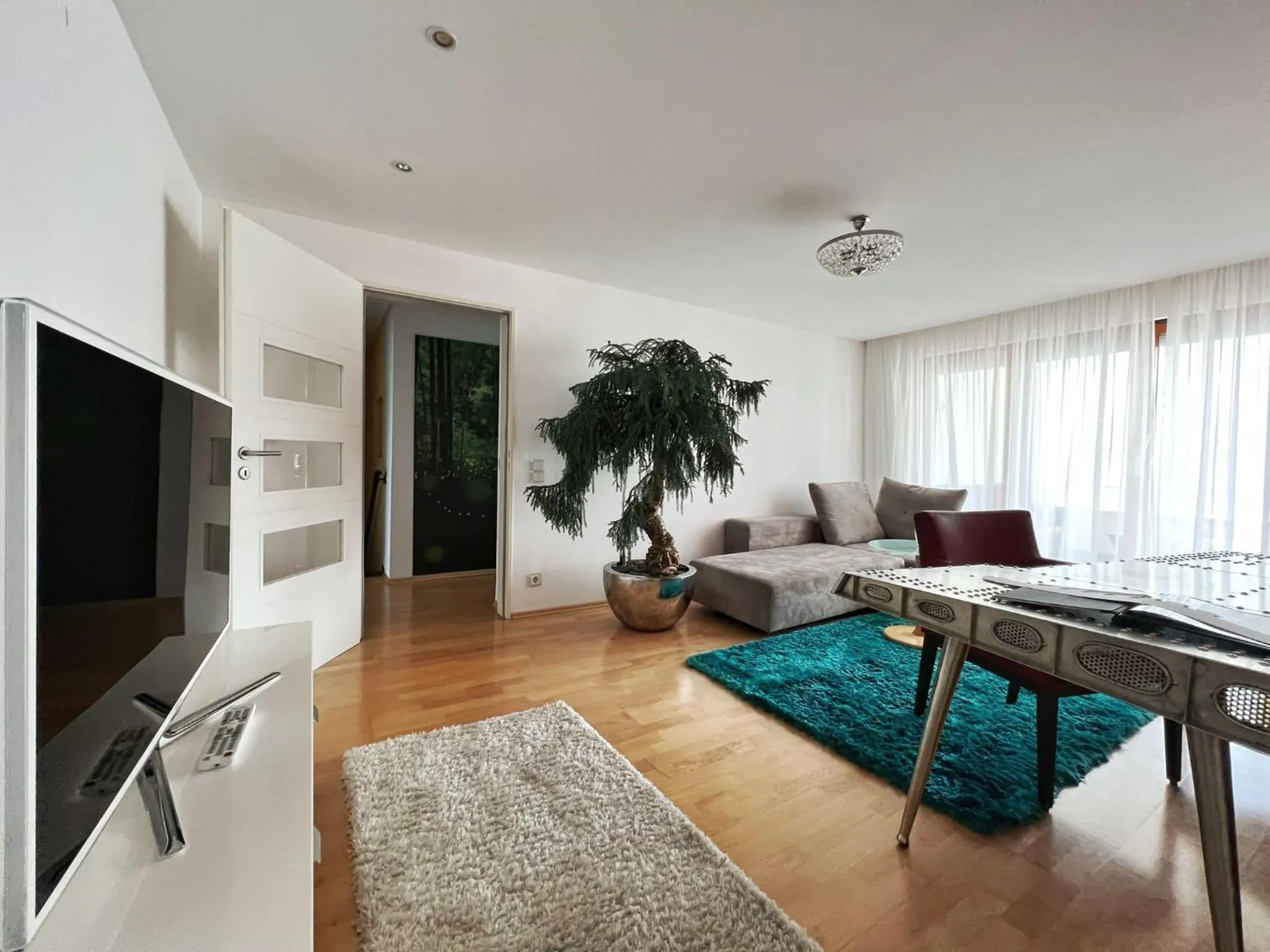 TV and multimedia in Hotel Hellers Twenty Four II -24h-Check-In-