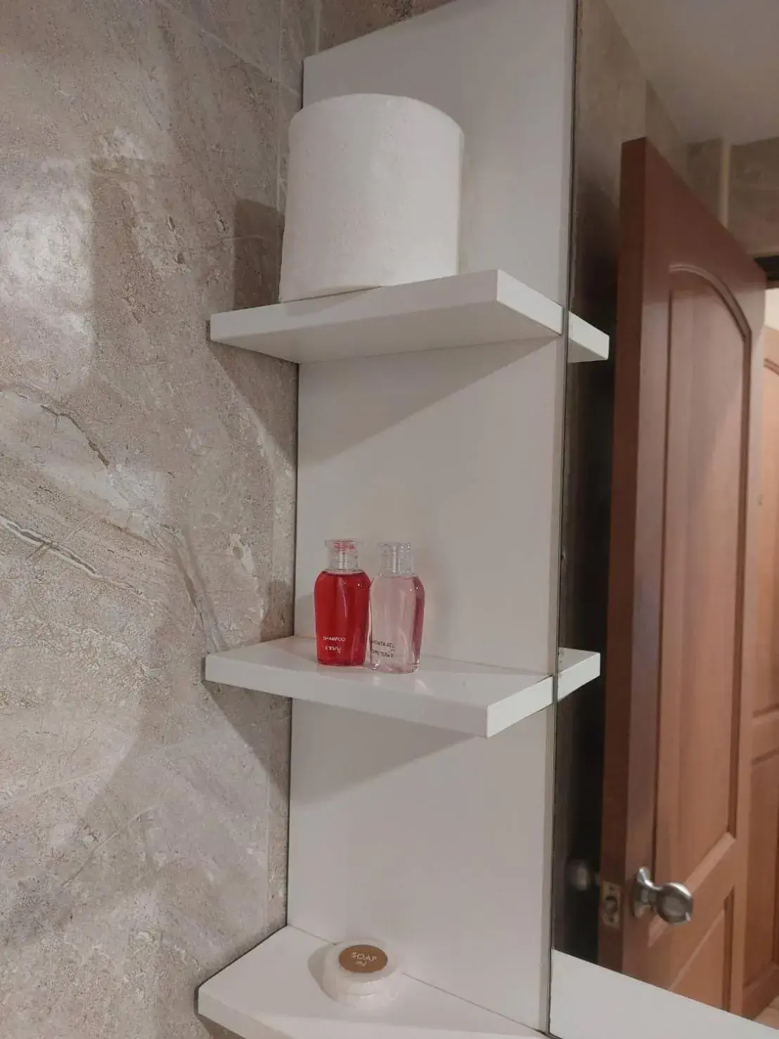 Standard Double Room in V Check inn Sukhumvit 22 Standard Double Room in V Check inn Sukhumvit 22