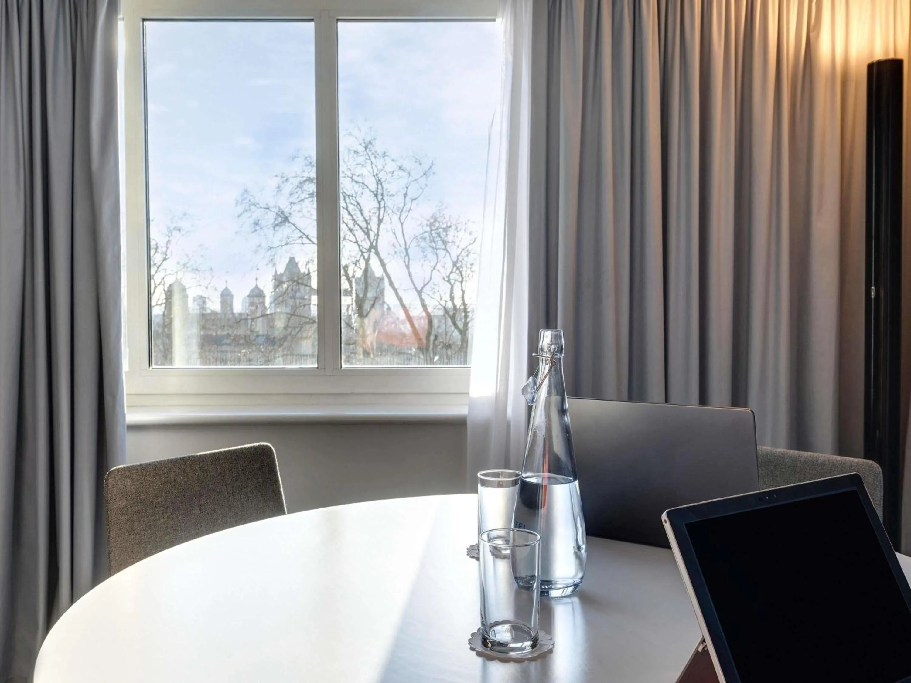 Photo of the whole room in Fora Hotel Hannover by Mercure