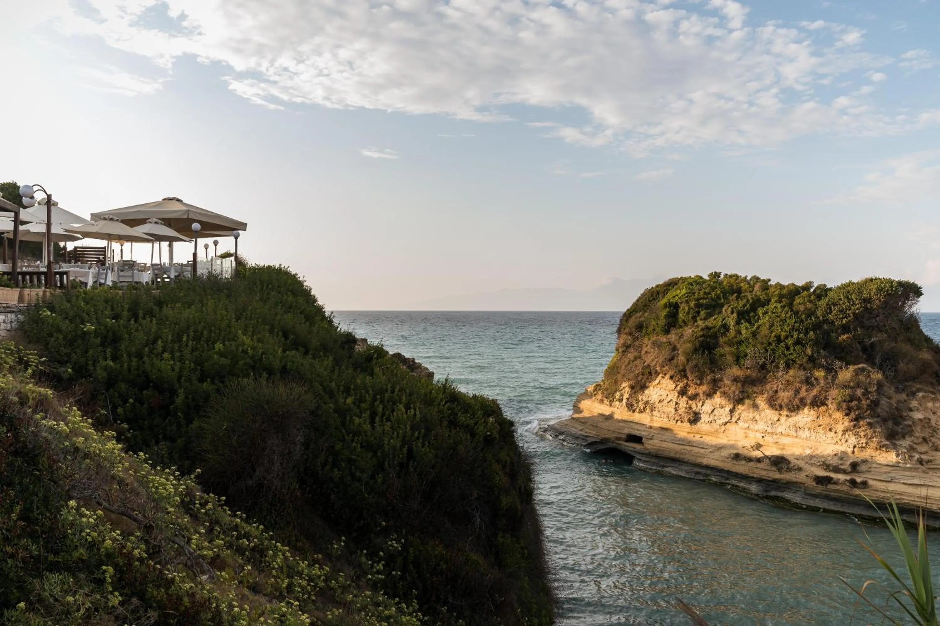 Restaurant/places to eat in Akron Seascape Resort