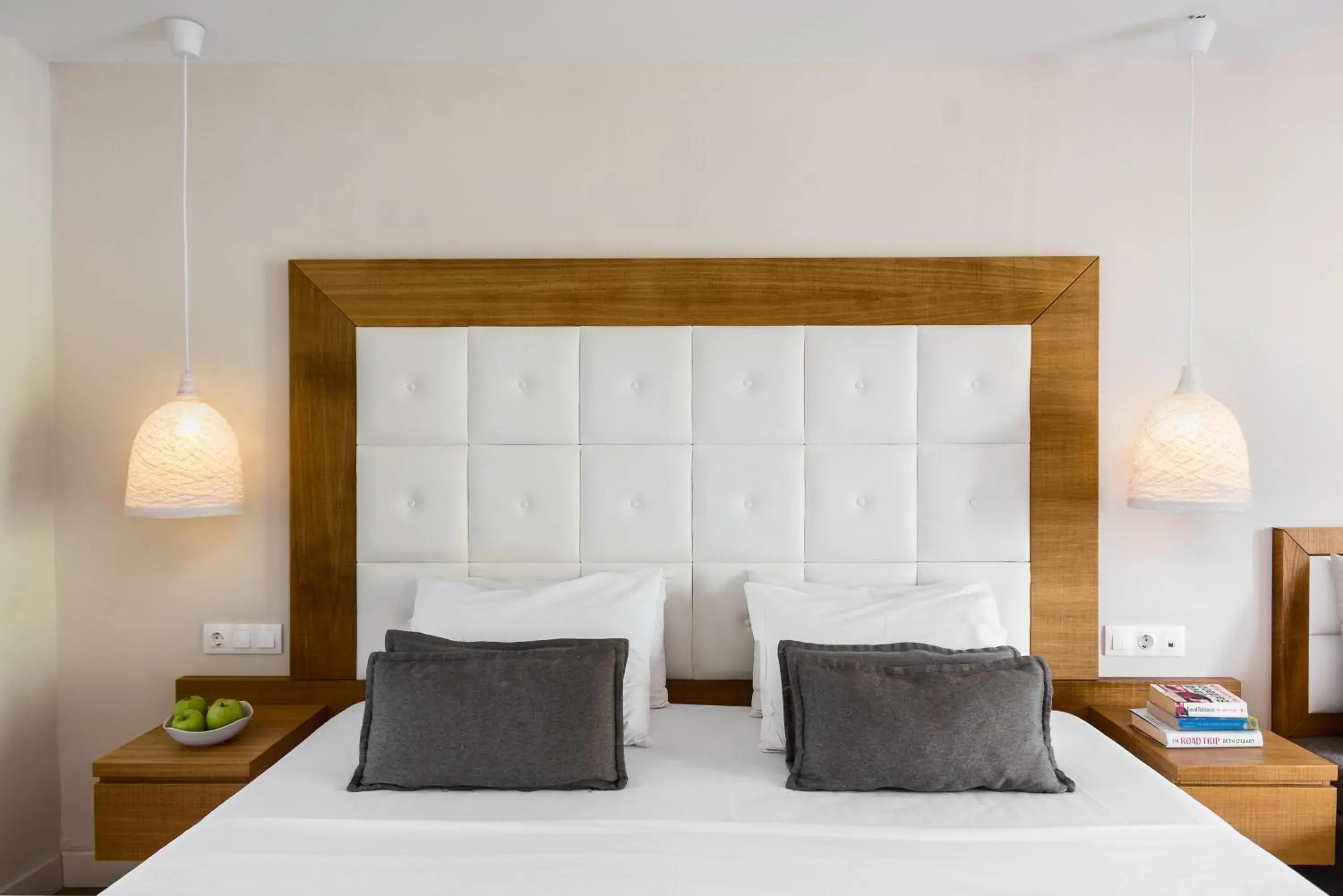 Photo of the whole room, Bed in Akron Seascape Resort Photo of the whole room, Bed in Akron Seascape Resort