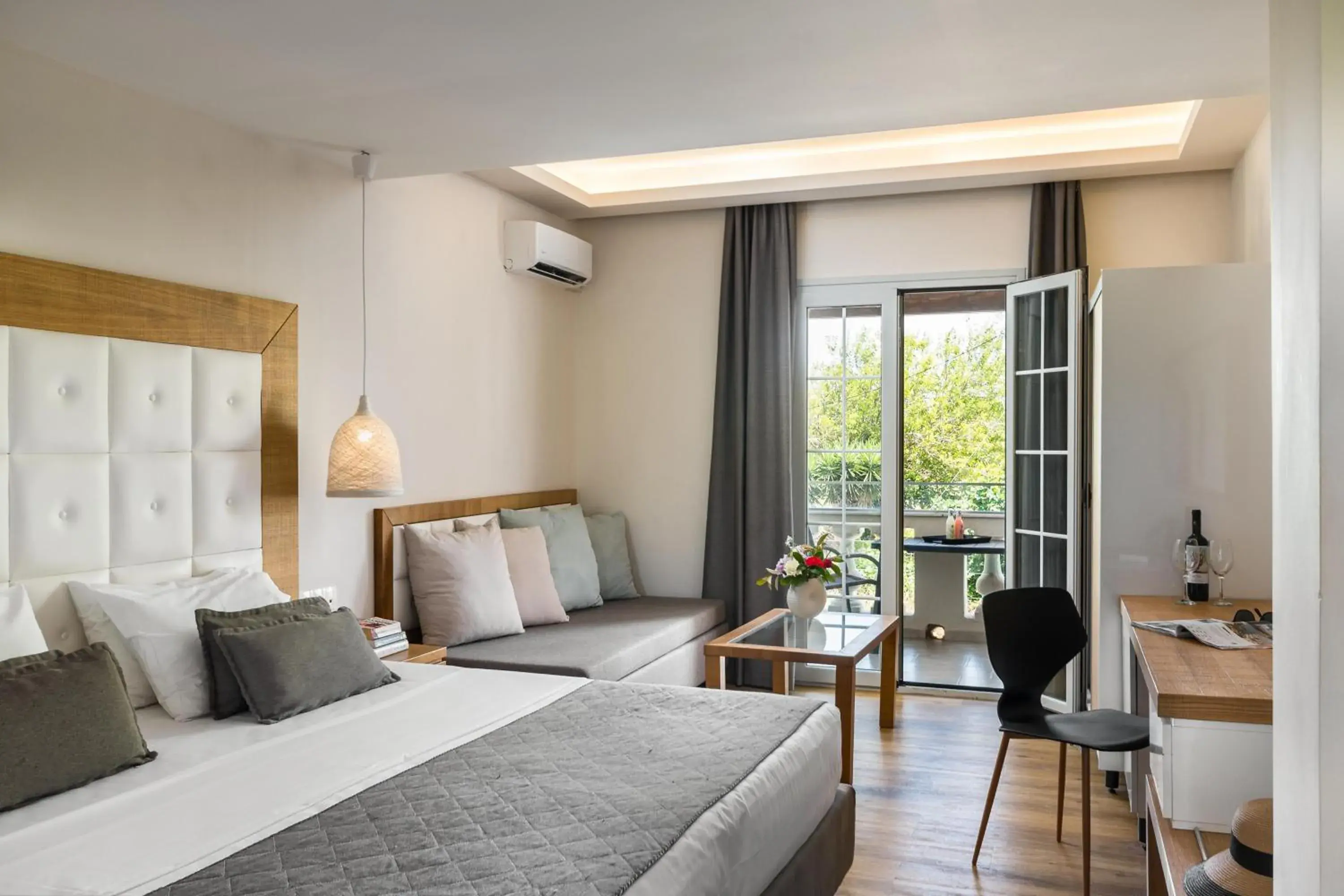 Premium Garden View Room in Akron Seascape Resort Premium Garden View Room in Akron Seascape Resort