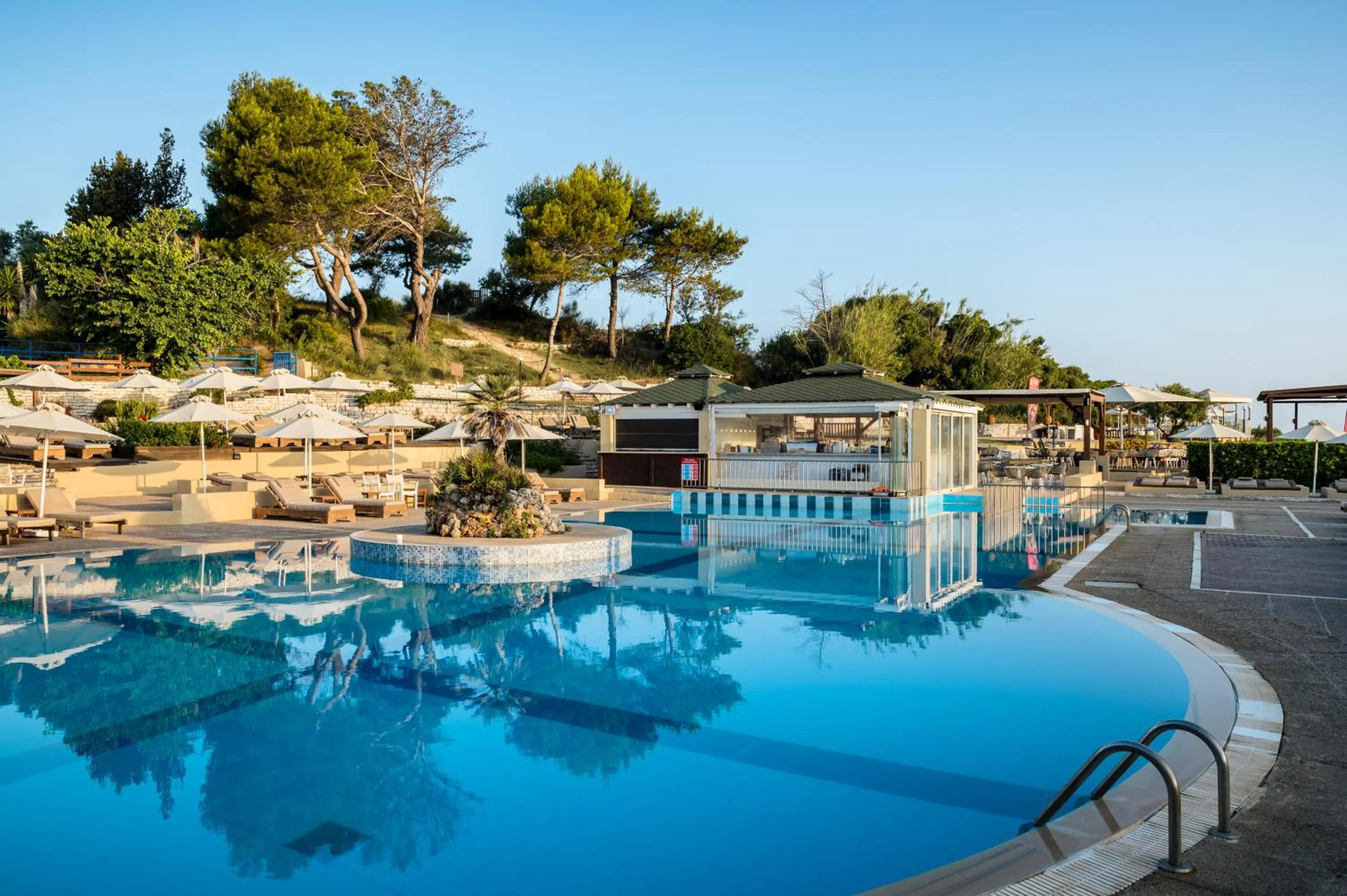 Akron Seascape Resort