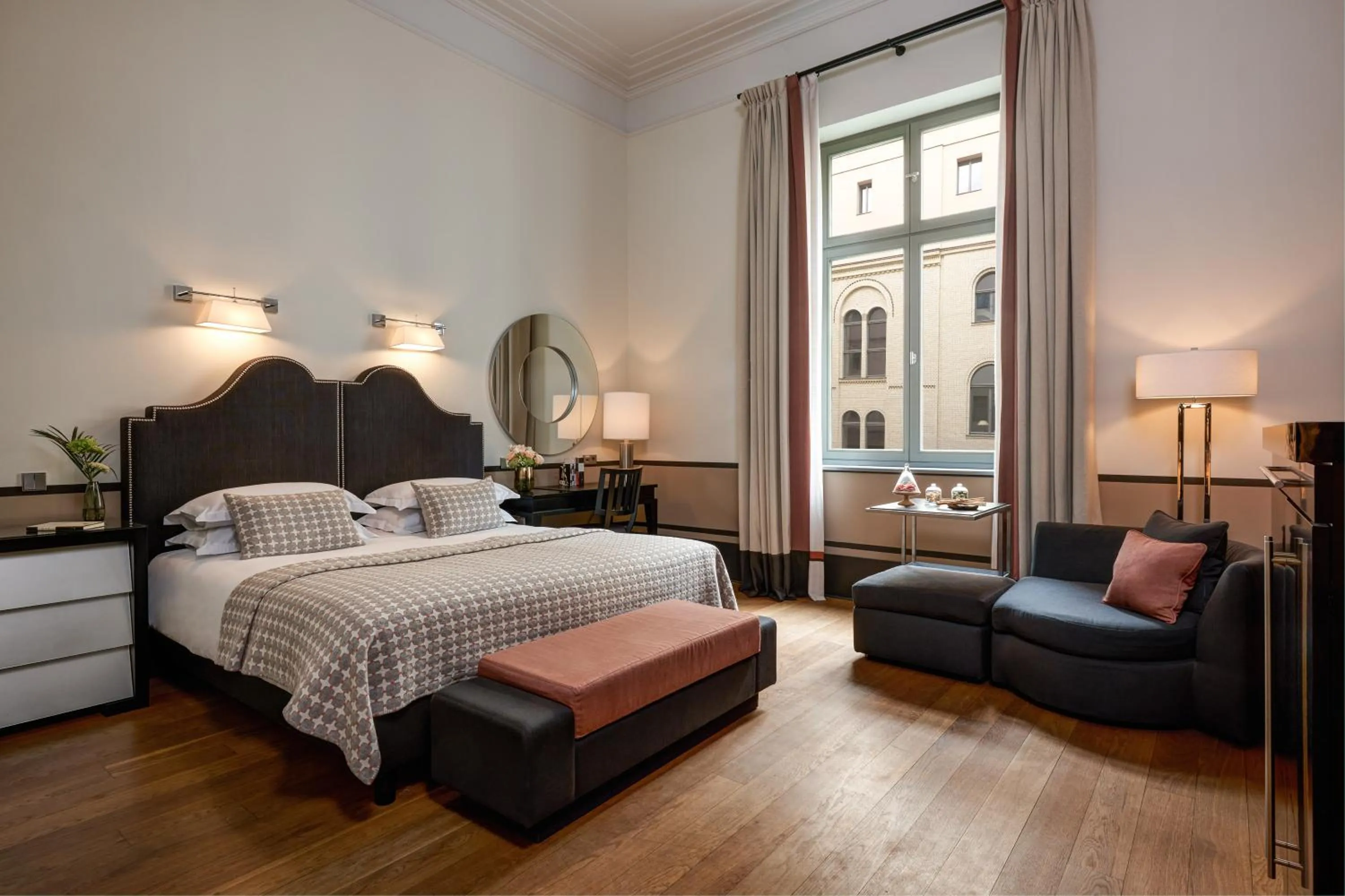 Bedroom in Hotel De Rome Berlin