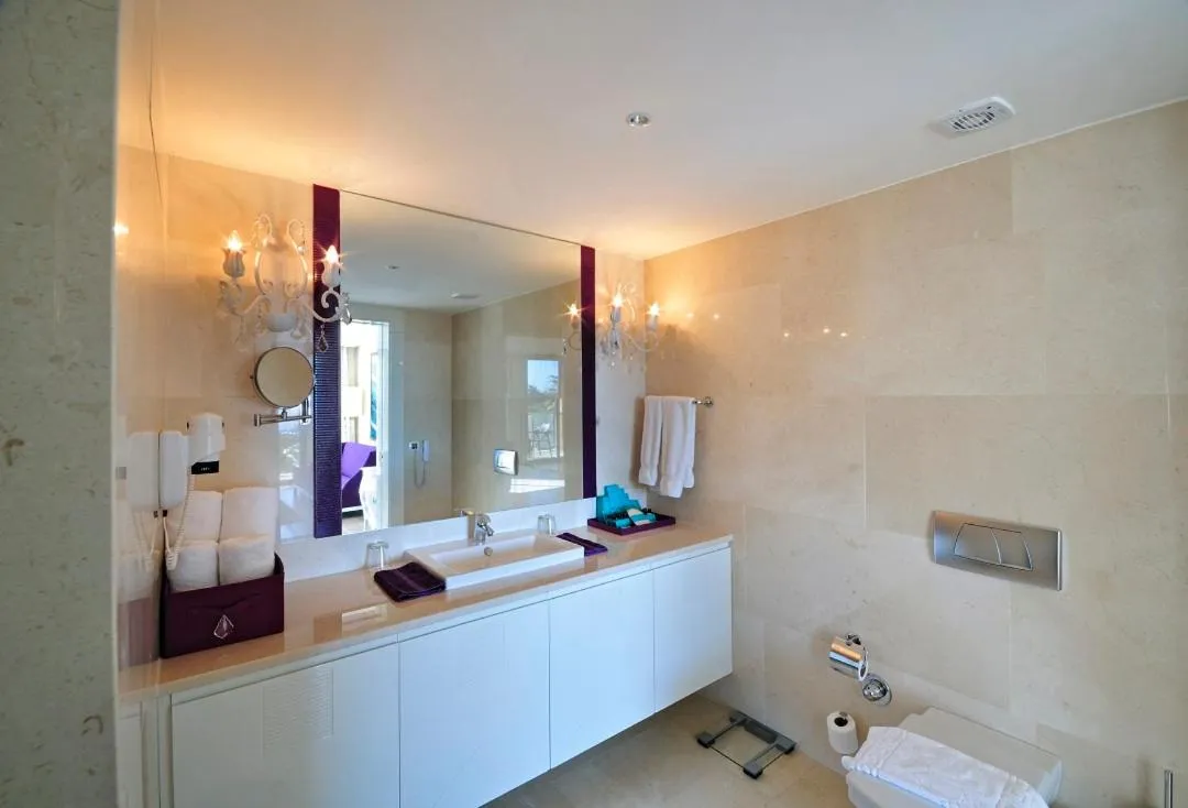 Toilet in Hillstone Bodrum Hotel & Spa