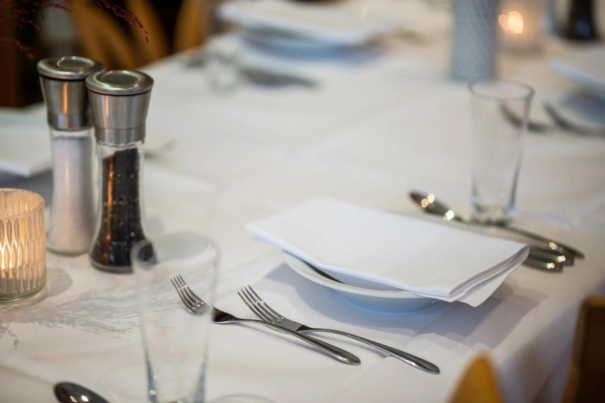 Restaurant/places to eat in Hotel & Restaurant Zum Ochsen -Ox Distillery