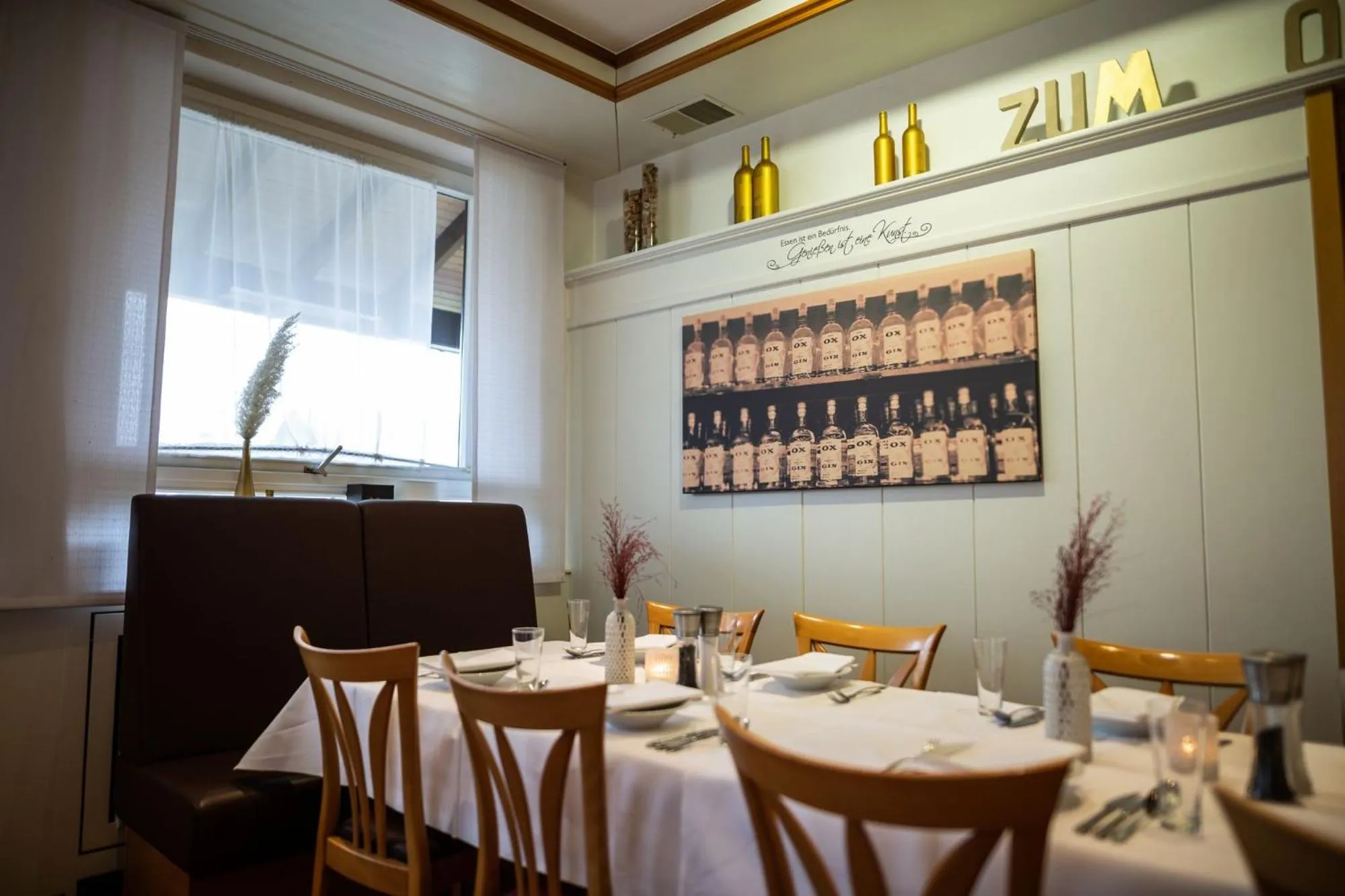 Restaurant/places to eat in Hotel & Restaurant Zum Ochsen -Ox Distillery