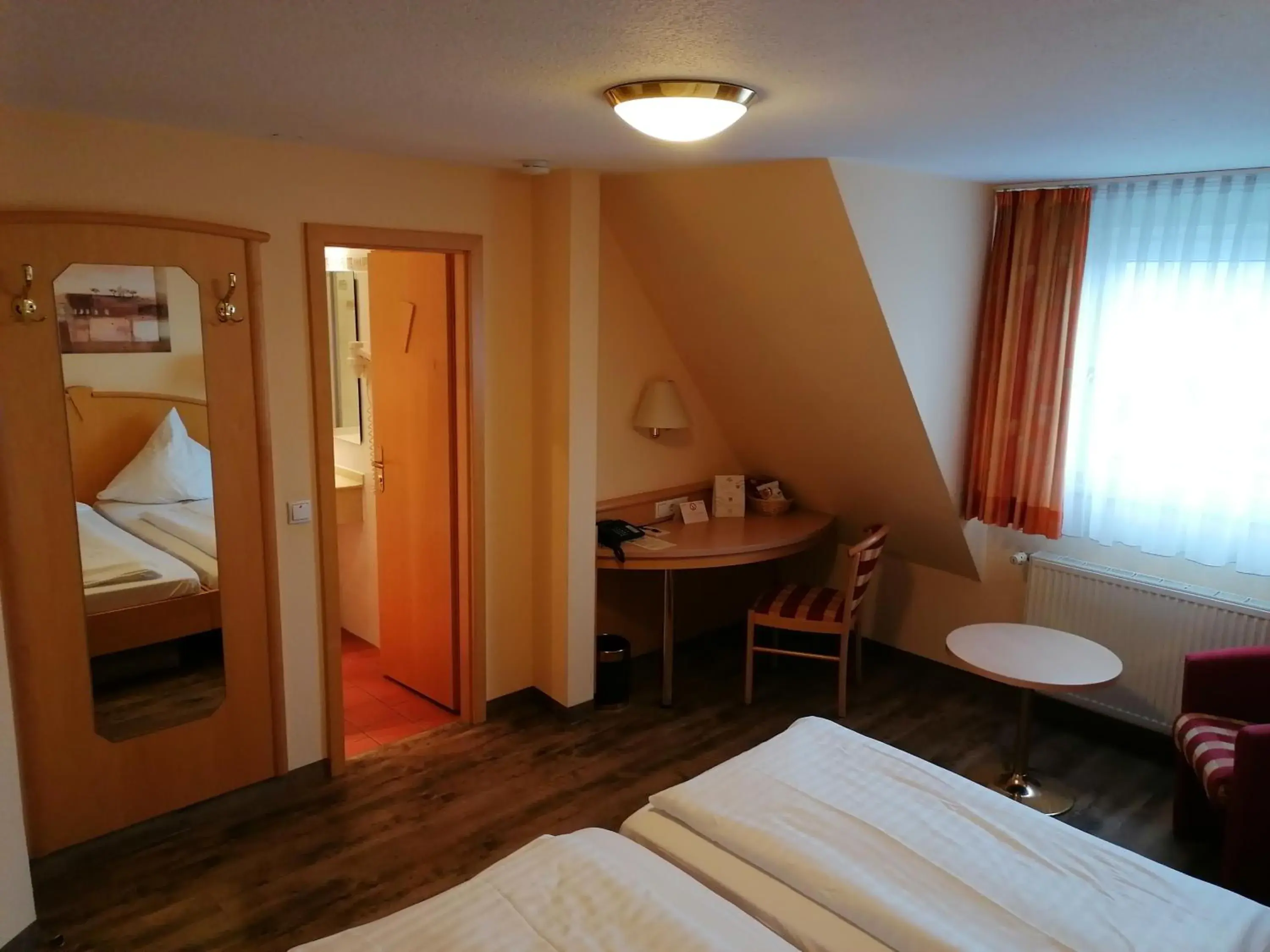 Standard Double Room - single occupancy in Landgasthof Niebler Standard Double Room - single occupancy in Landgasthof Niebler