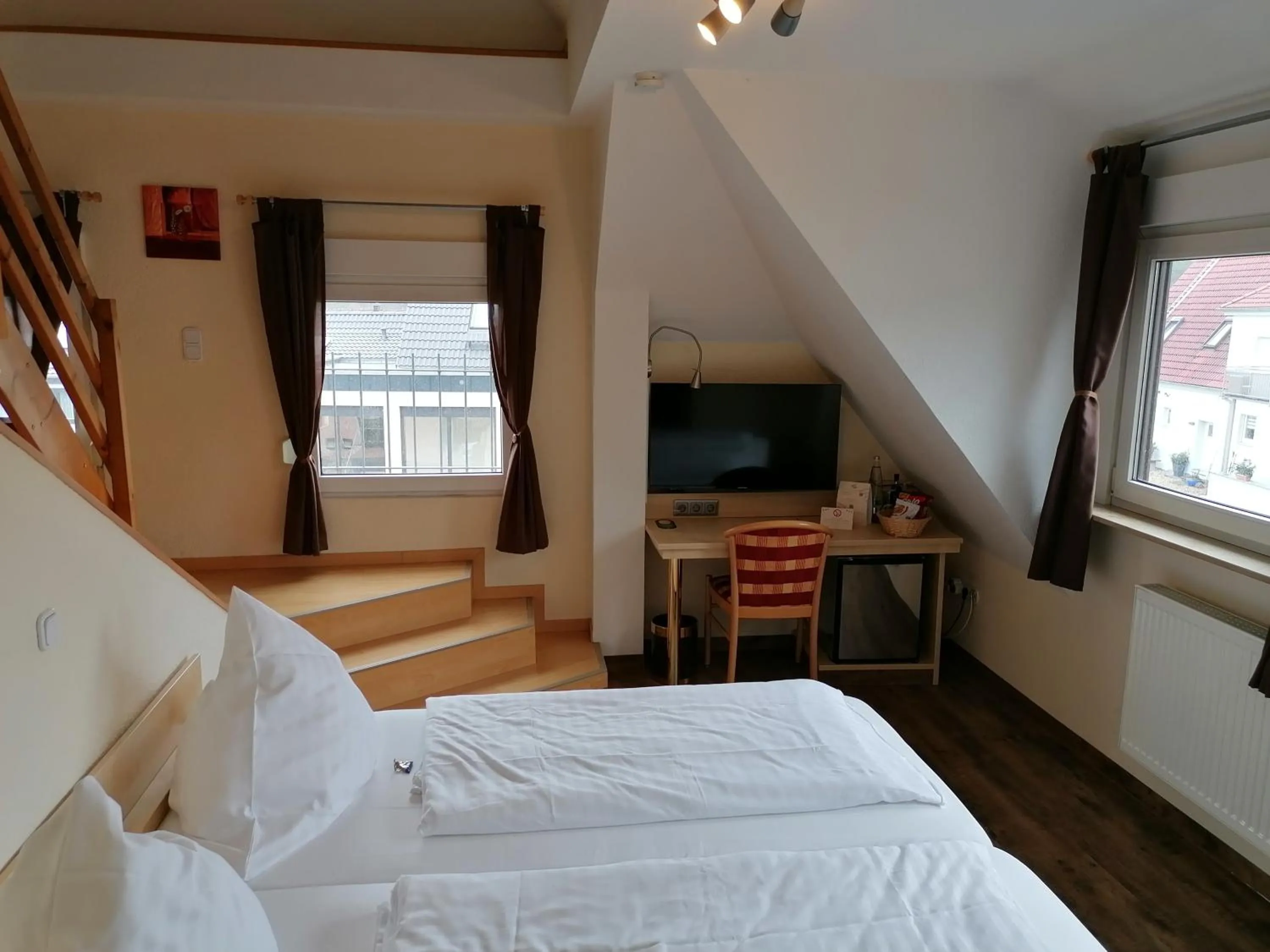 TV and multimedia, Bed in Landgasthof Niebler