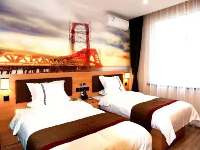 Bed in Thank Inn Chain Hotel Shanxi Datong Hunyuan County Yingbin East Road Bed in Thank Inn Chain Hotel Shanxi Datong Hunyuan County Yingbin East Road