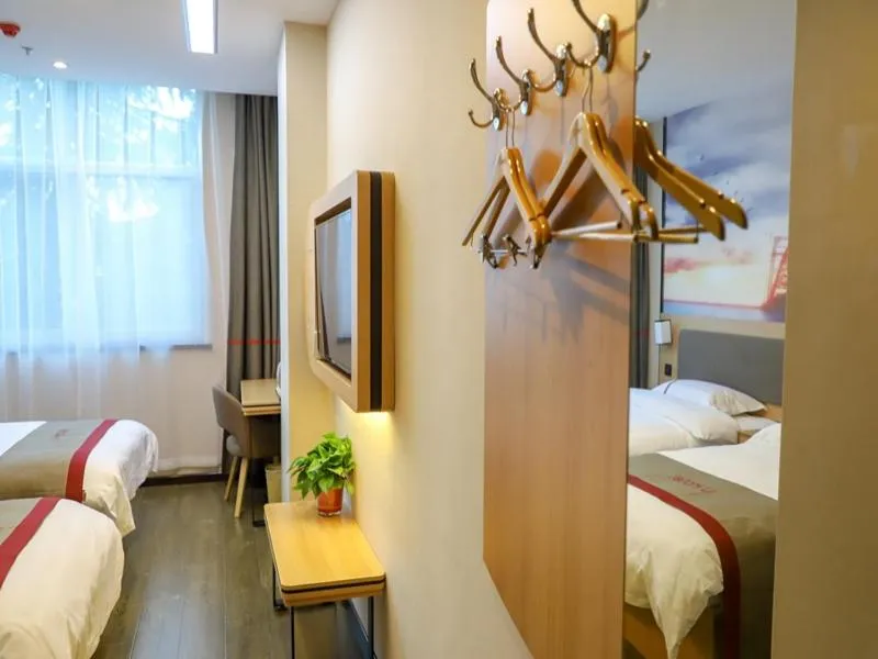 Bed in Thank Inn Chain Hotel Shanxi Yuncheng Ruicheng County Dongmao Plaza Store