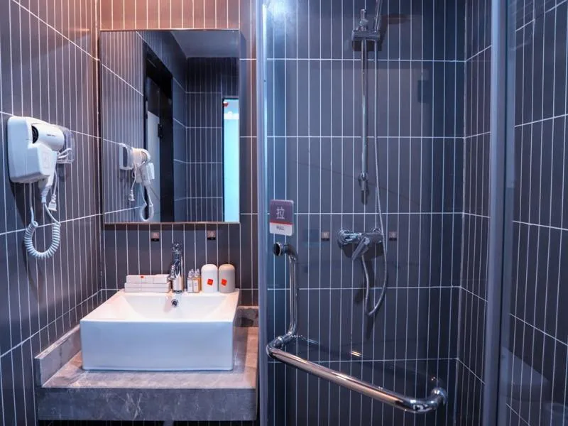 Thank Inn Chain Hotel Shanxi Yuncheng Ruicheng County Dongmao Plaza Store