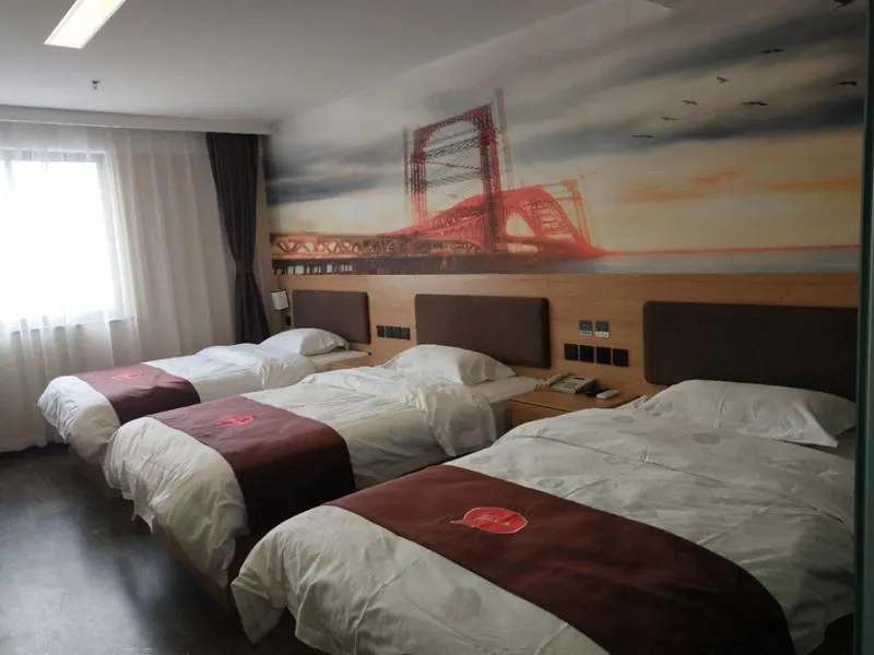 Bed in Thank Inn Chain Hotel Jiangsu Nantong Chongchuan District Century Plaza Nantong University