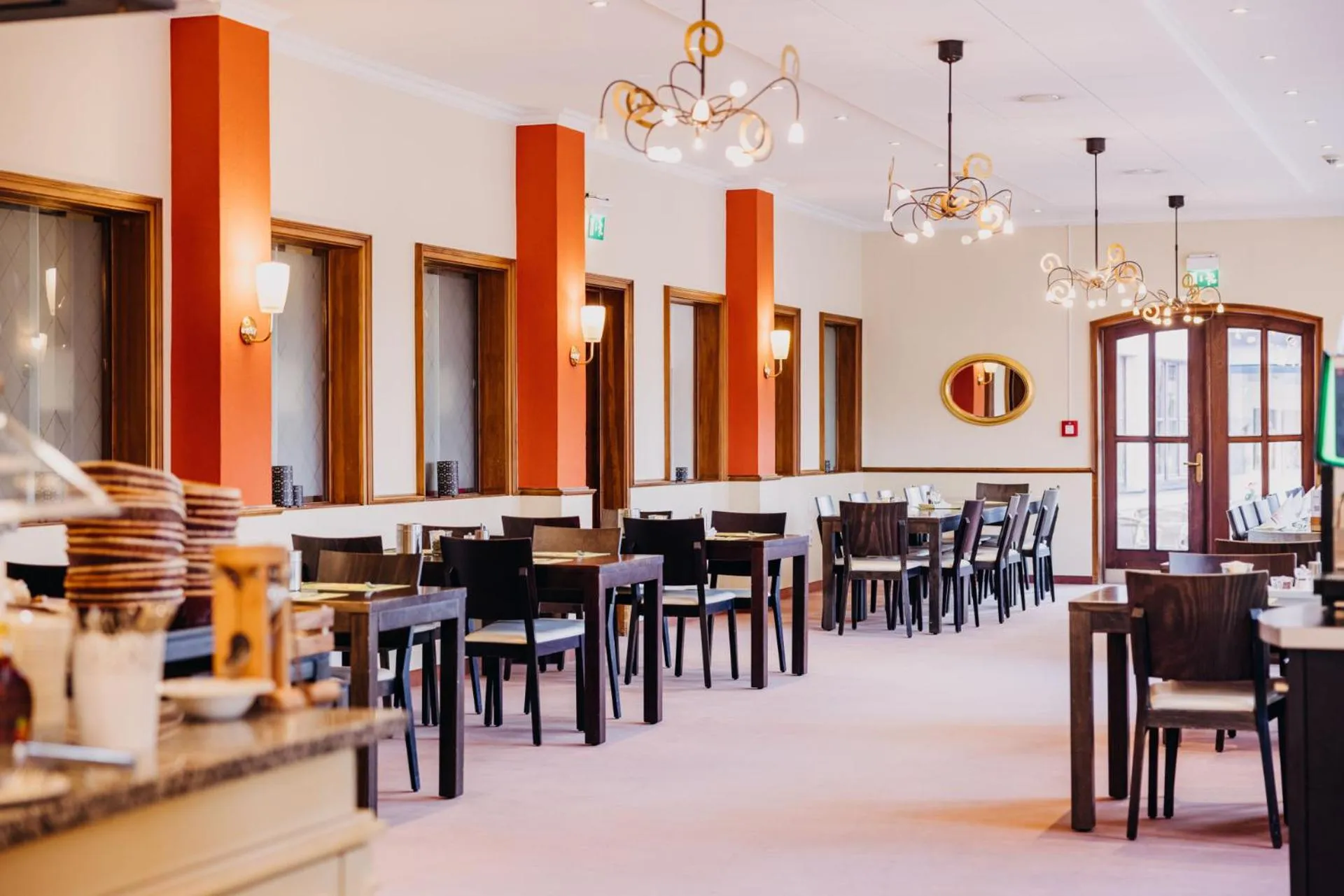 Dining area in NP Hotel Ullrich