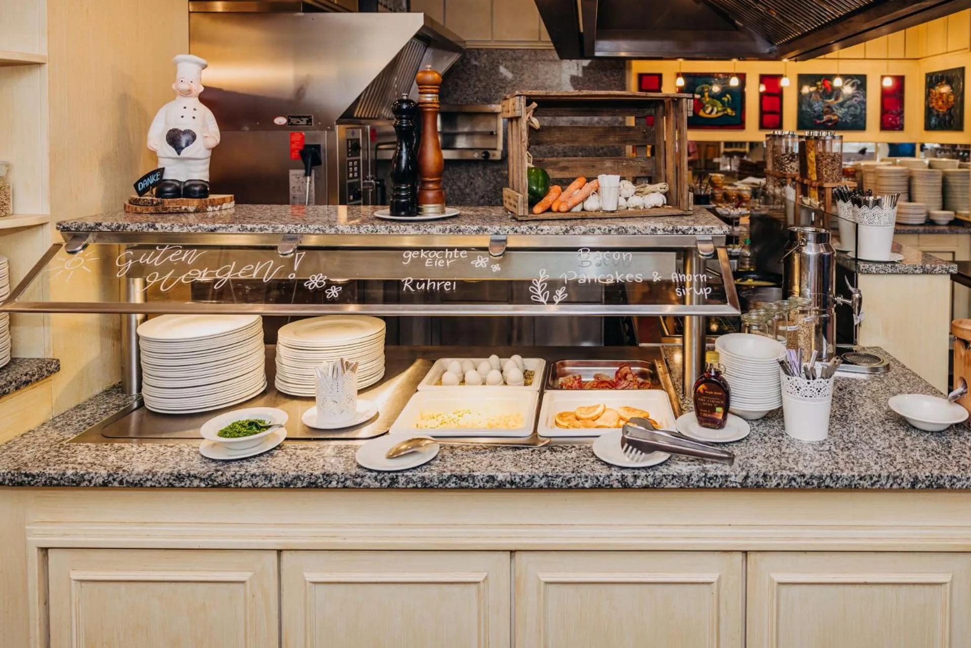 Breakfast in NP Hotel Ullrich