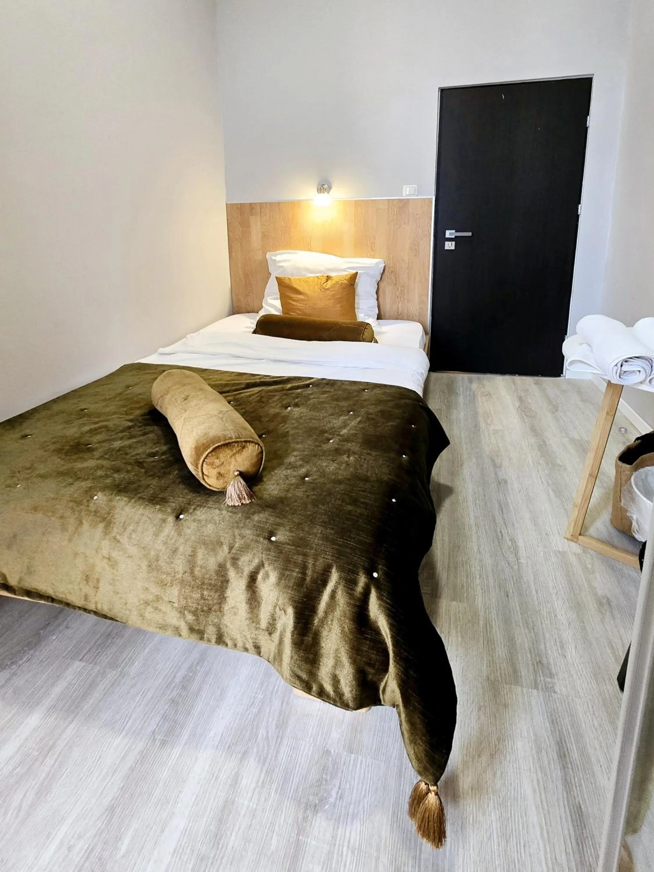 Bed in City Hotel Storch