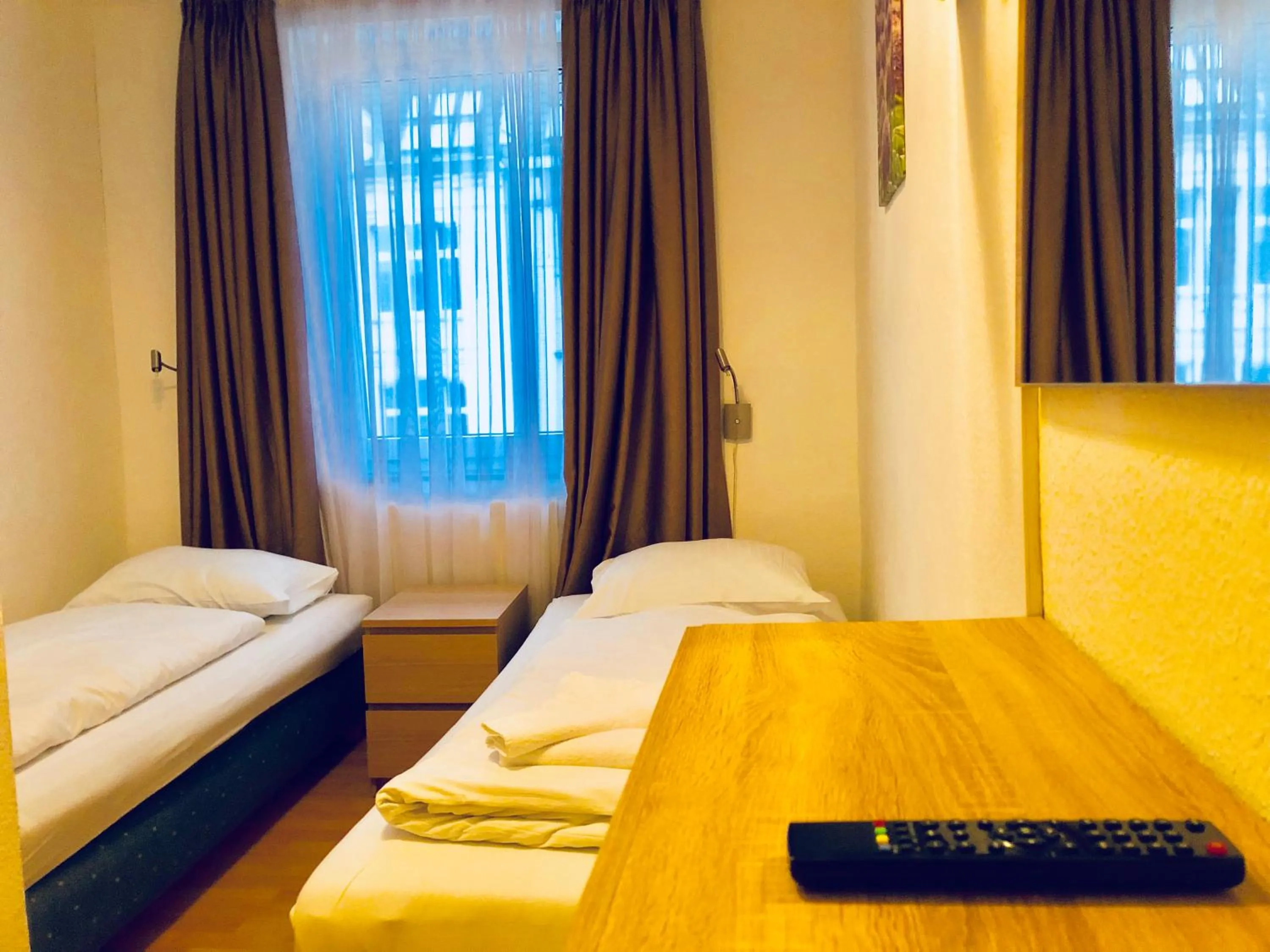 Photo of the whole room, Bed in City Hotel Storch