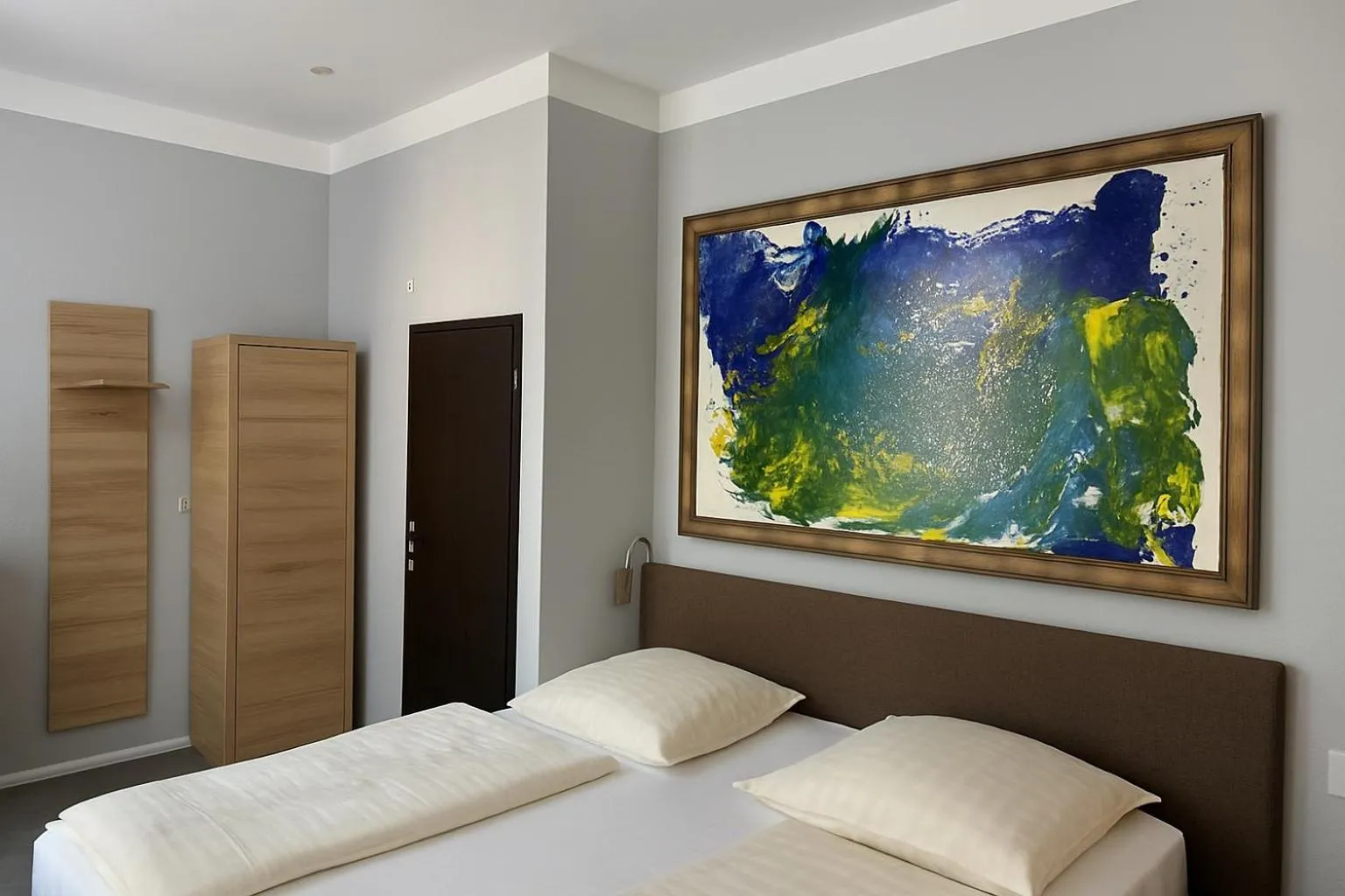 Bedroom, Bed in City Hotel Storch